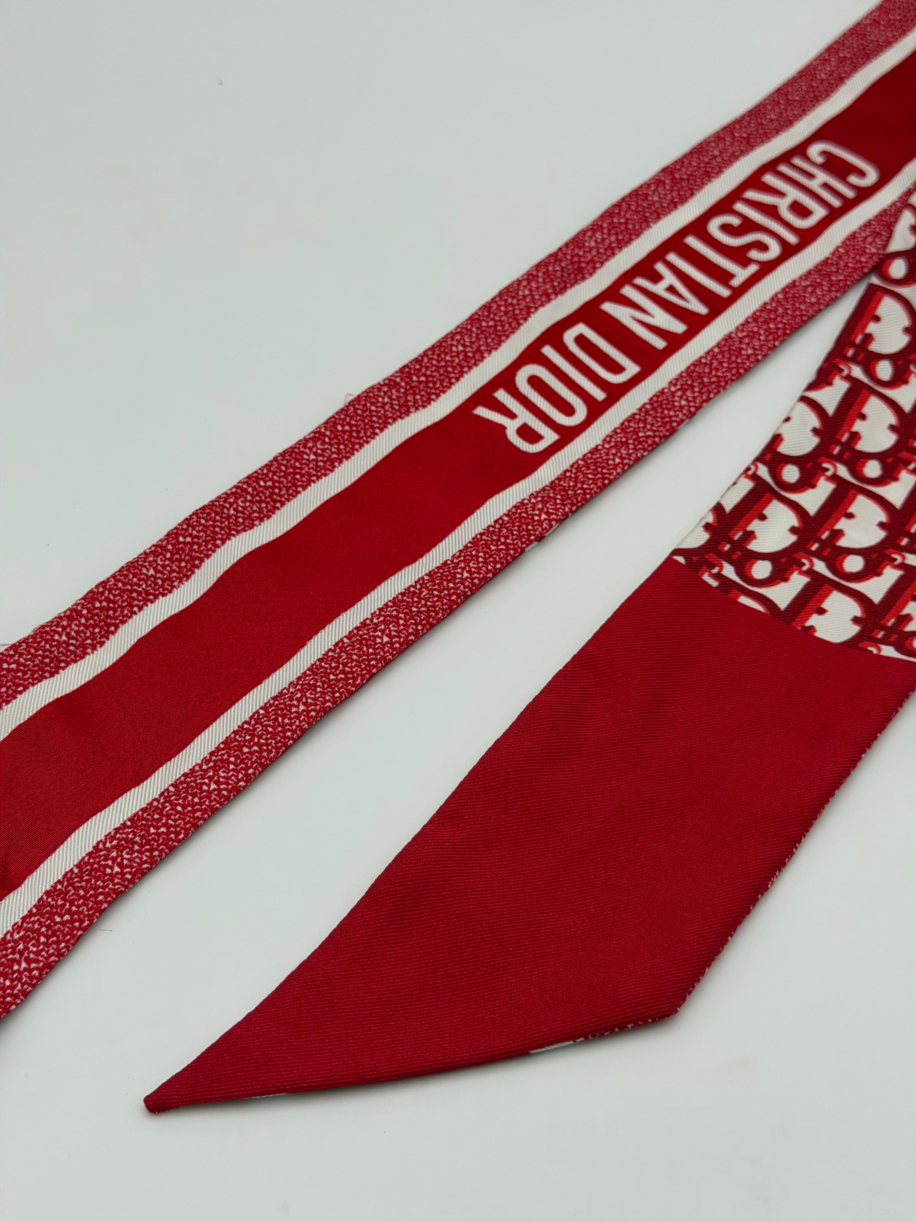 Christian Dior Twilly In Red And White Silk