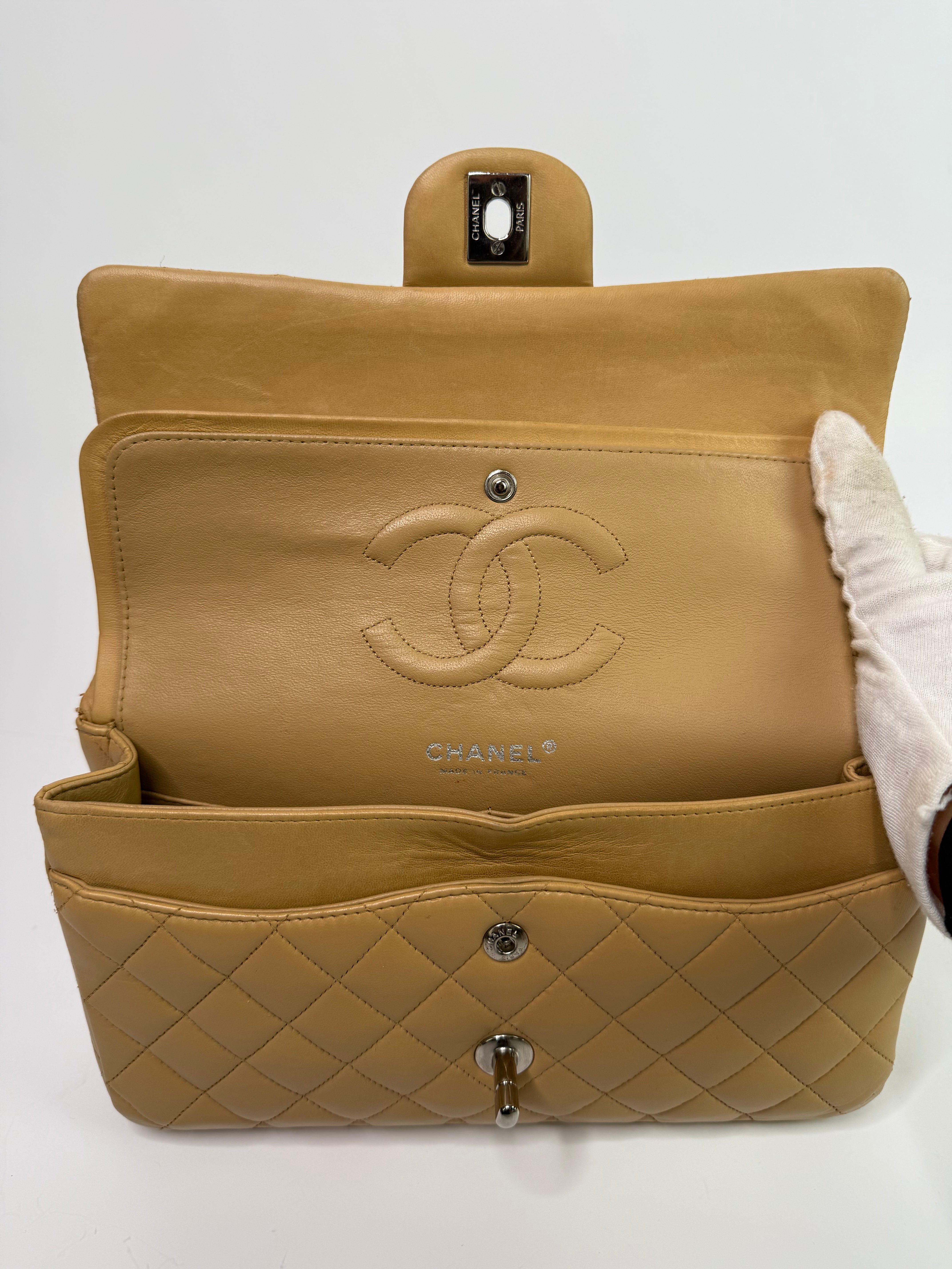 Chanel Medium Classic Double Flap Beige Lambskin With Silver Hardware
Pre Loved & Authentic