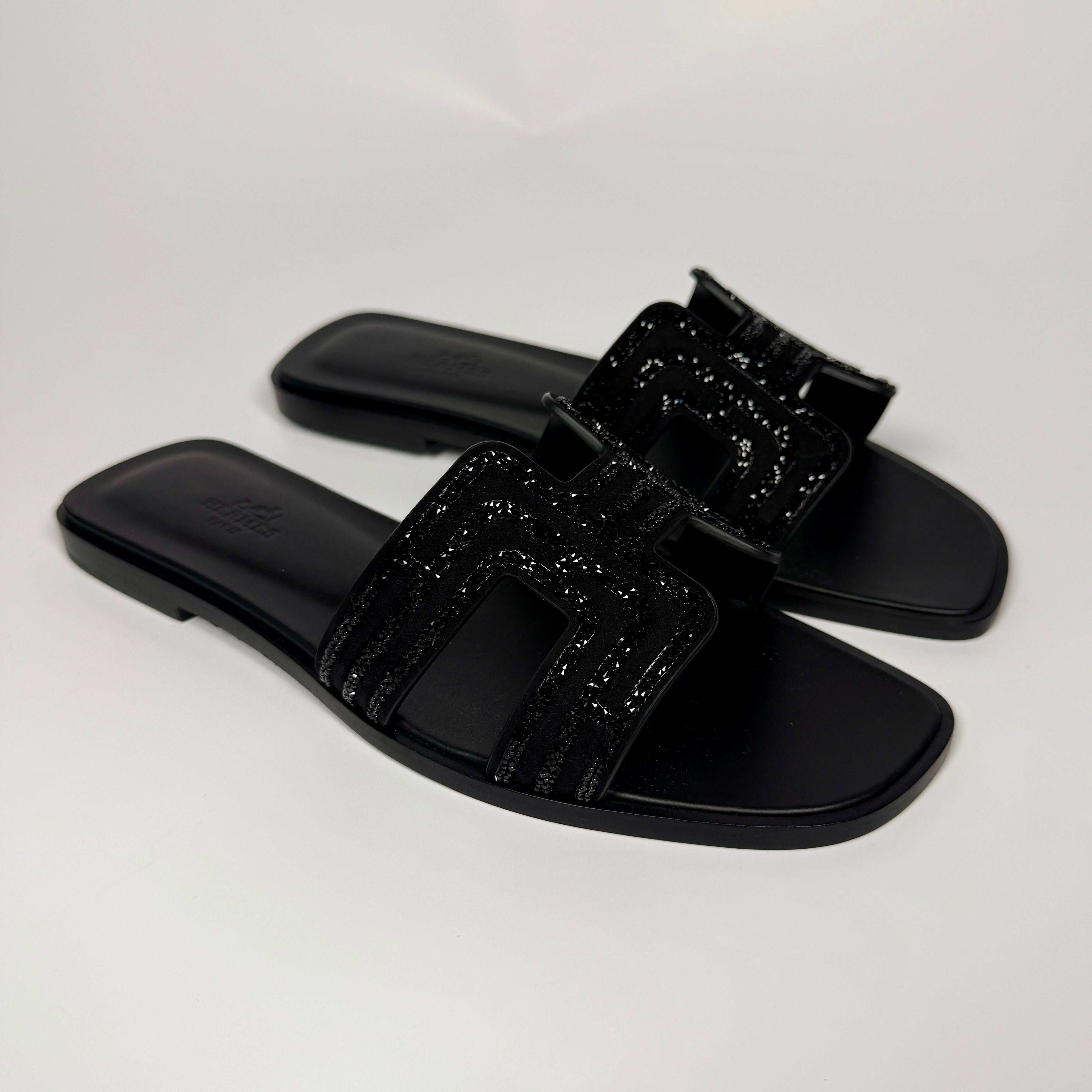 Hermès Oran Black Rhinestone Sandals (Size 38.5/UK5.5) Authentic and preloved. Excellent condition.