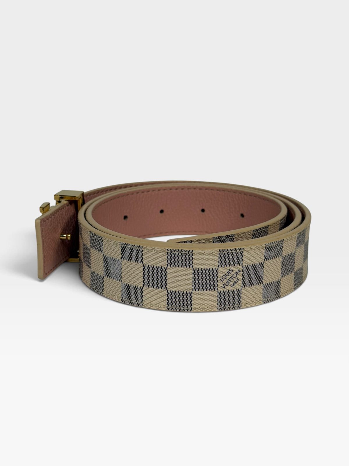 Louis Vuitton Initials Belt In Damier Azure & Pink Canvas 100% authentic and preloved in excellent condition