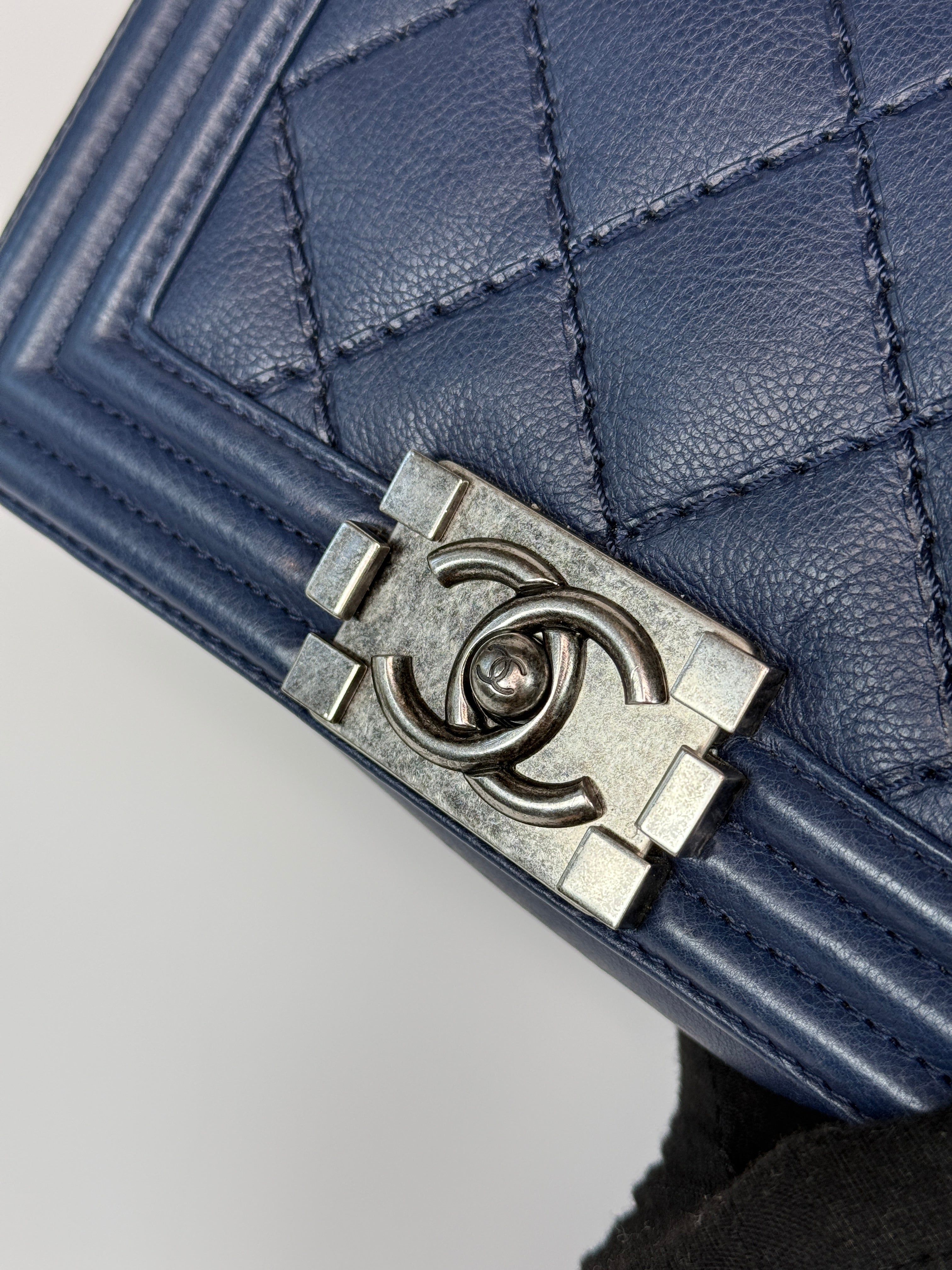 Chanel Mini Boy Bag In Navy Lambskin With Ruthenium Hardware In Excellent Condition.
Authentic Pre Loved Verified by Luxe Cheshire Trusted Designer resale
