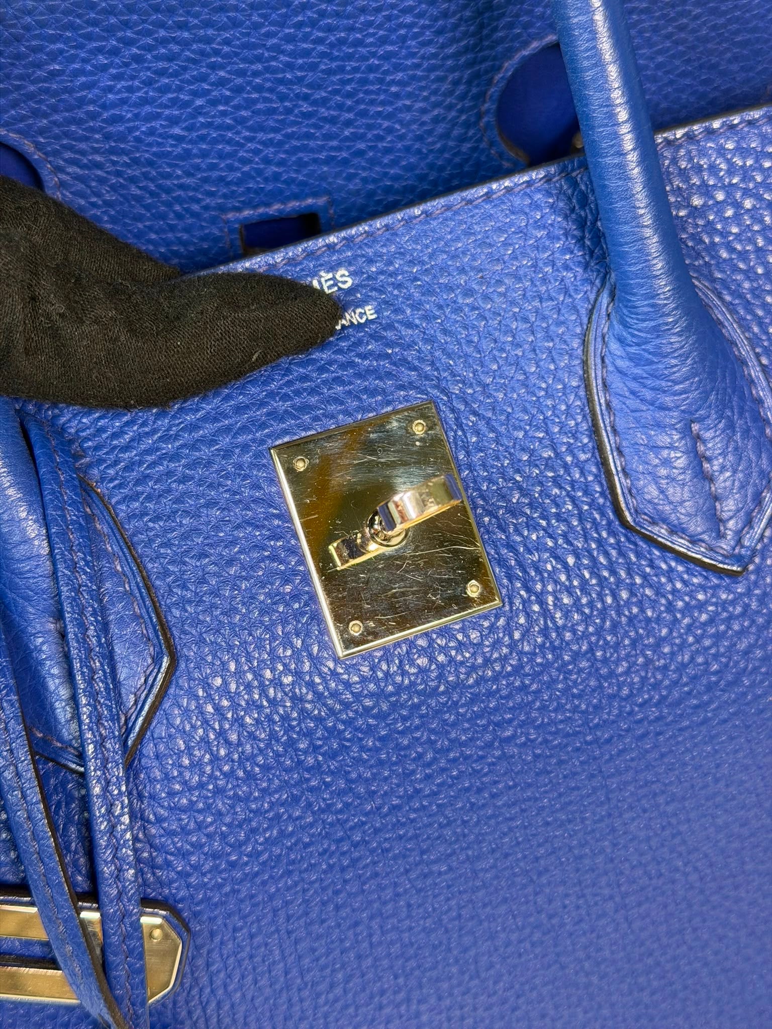 Hermès Birkin 35 Electric Bleu Togo Leather With Palladium Hardware. Authentic and preloved in very good condition.