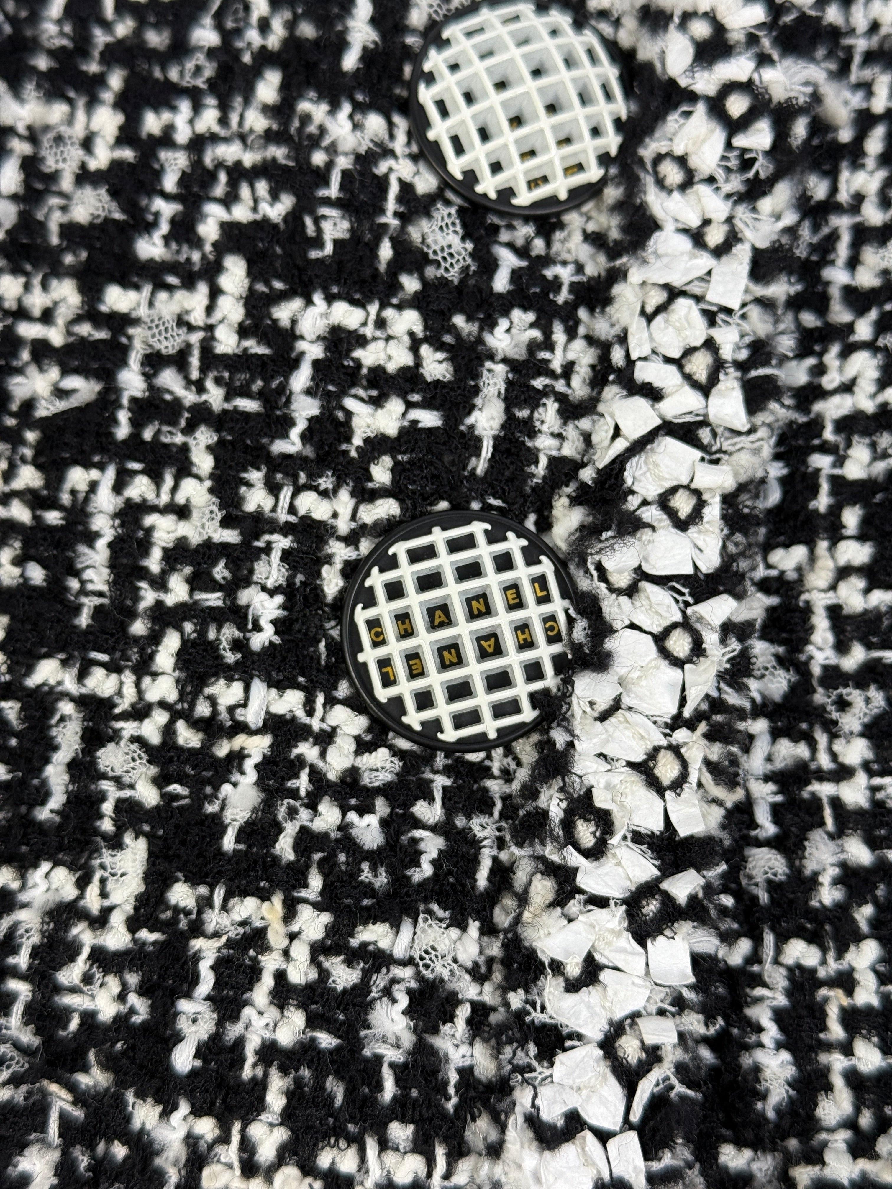 Chanel Tweed Jacket (Size 36/UK8)