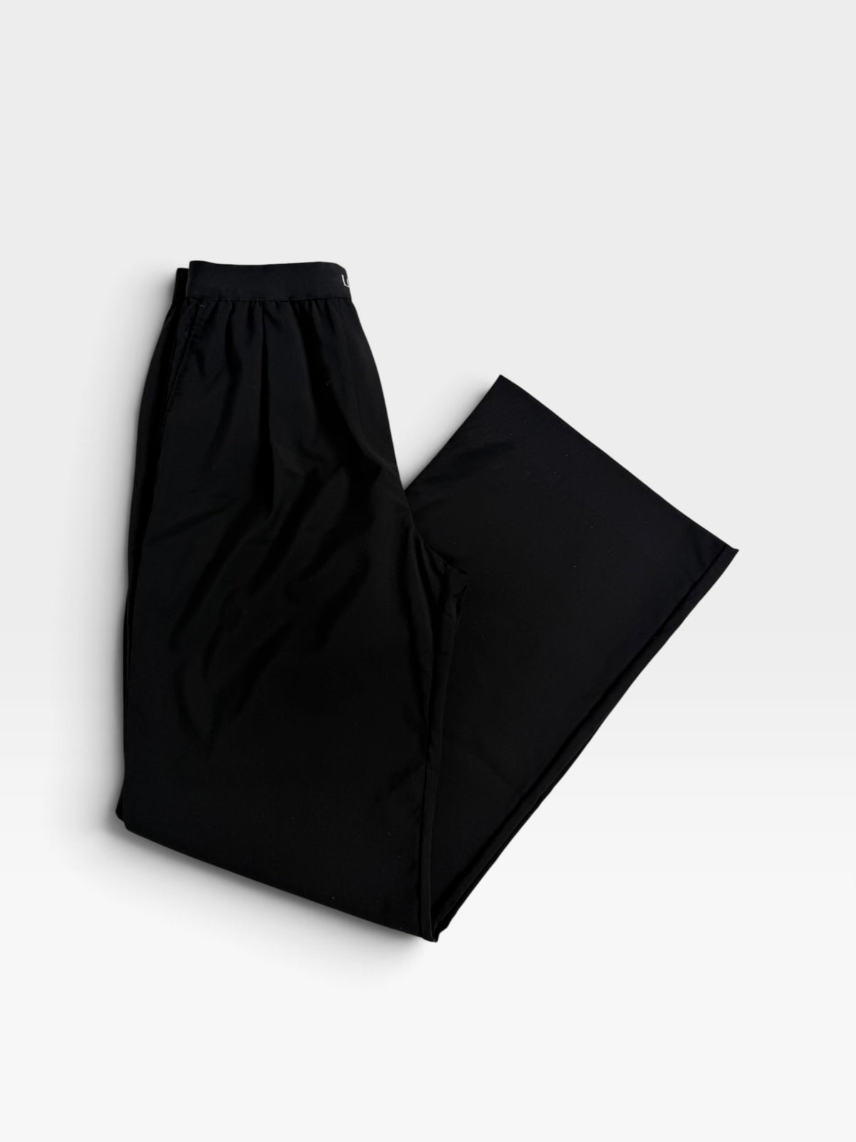 Loewe Trousers In Black ( Size S ) 100% authentic and preloved in excellent condition