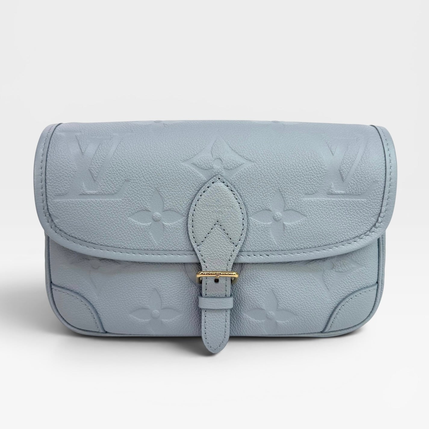 Louis Vuitton Diana PM Bag