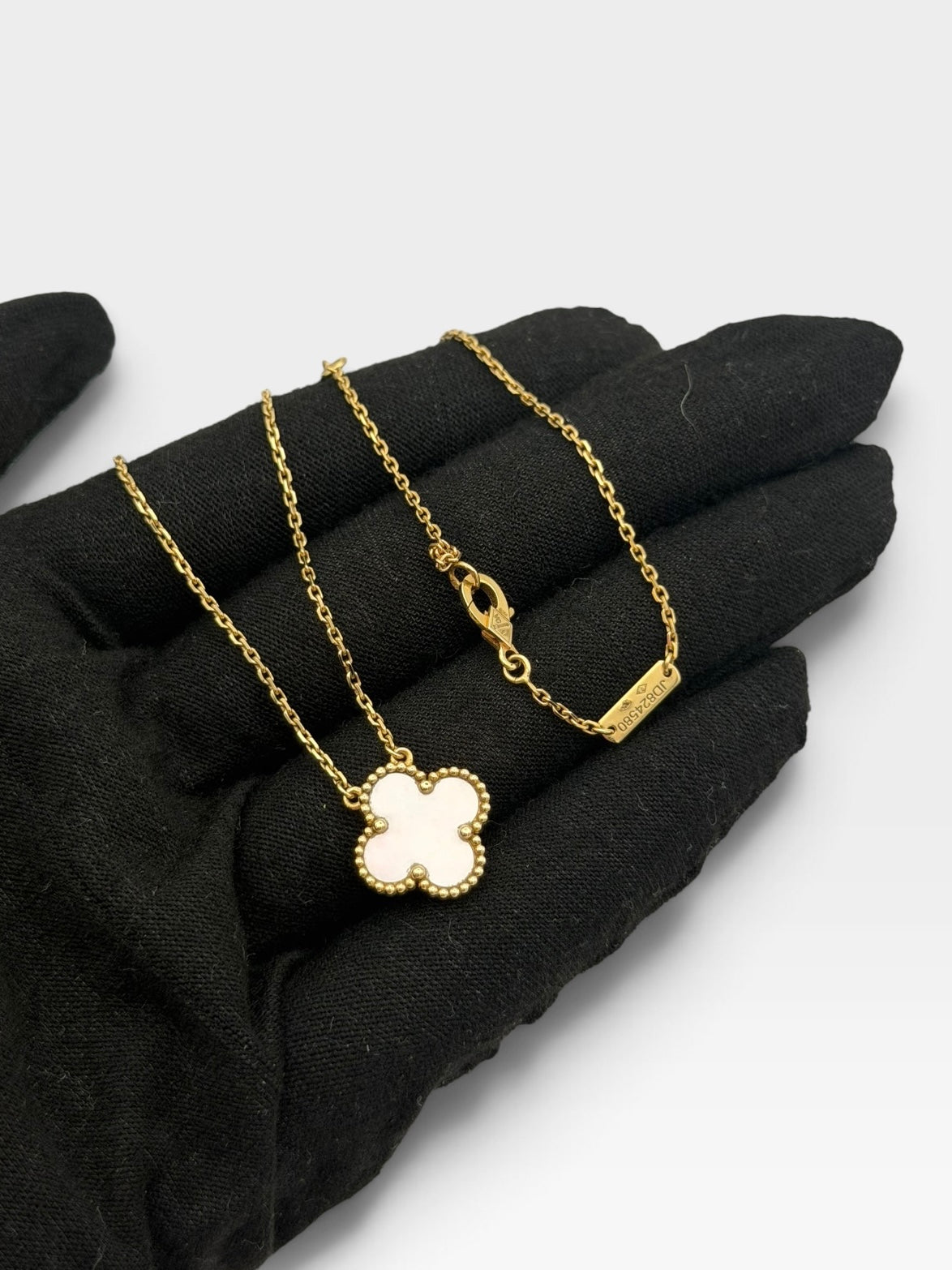 Van Cleef & Arpels Vintage Alhambra Gold & Mother-Of-Pearl Necklace Yellow Gold. 100% authentic and preloved in excellent condition