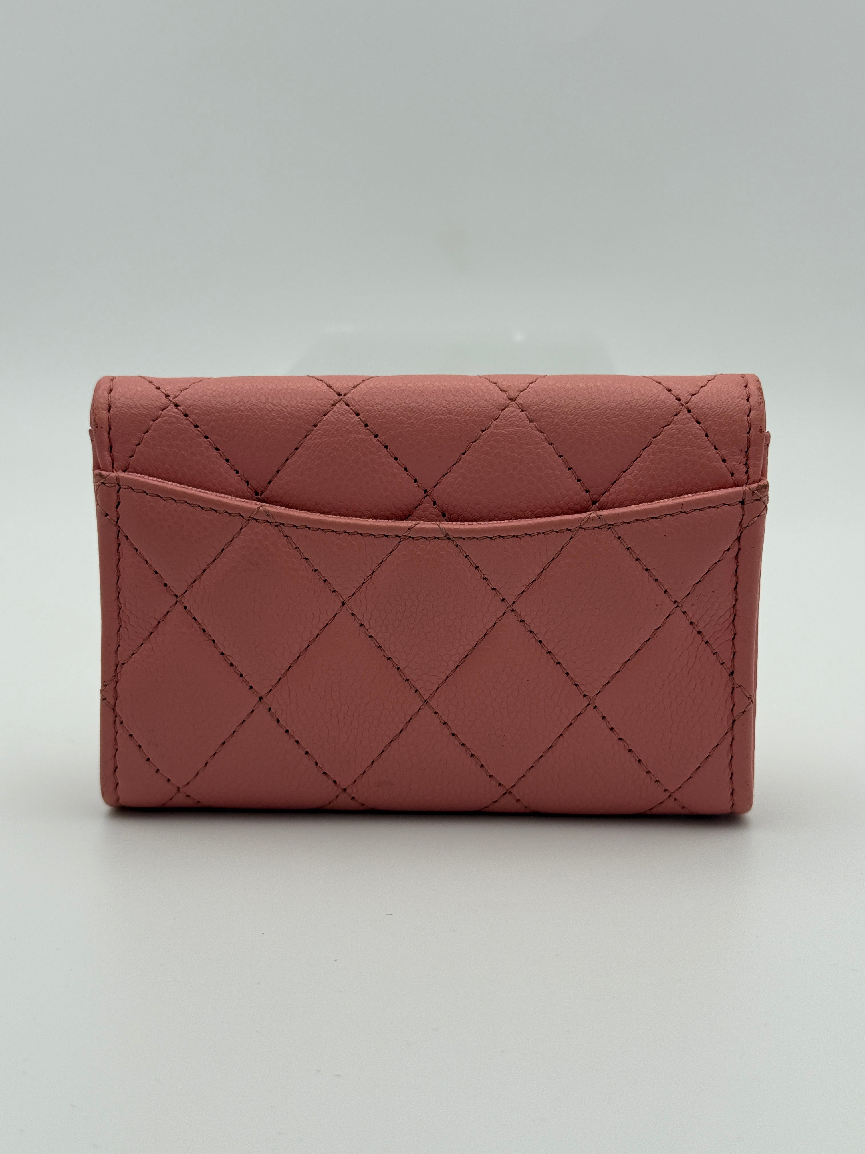 Authentic and preloved Chanel Classic Card Holder In Pink Caviar Leather With Gold Hardware. Excellent condition. 100% Authenticity guarantee