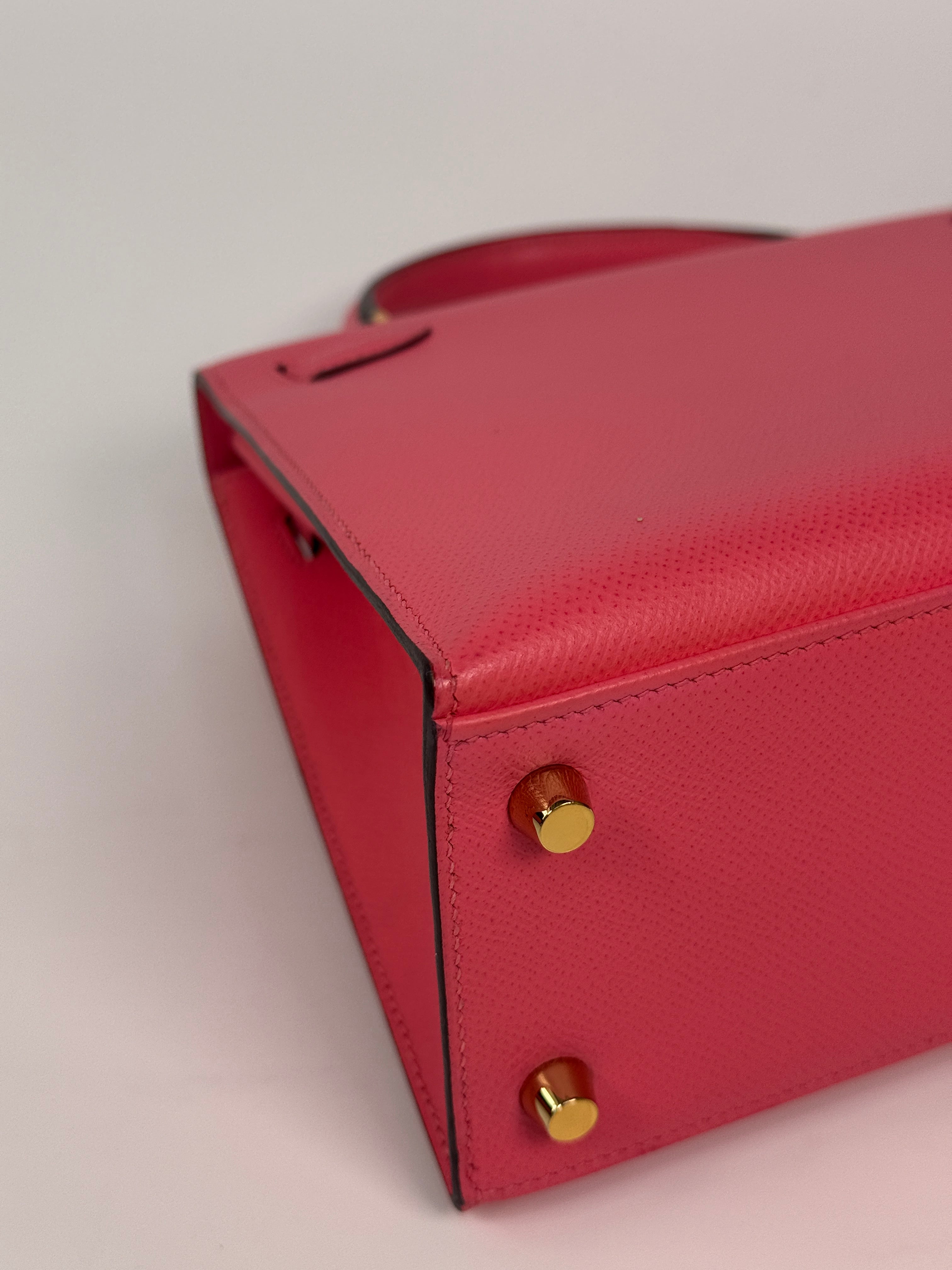 Hermès Kelly 25 In Rose Azalea Epsom Leather With Gold Hardware