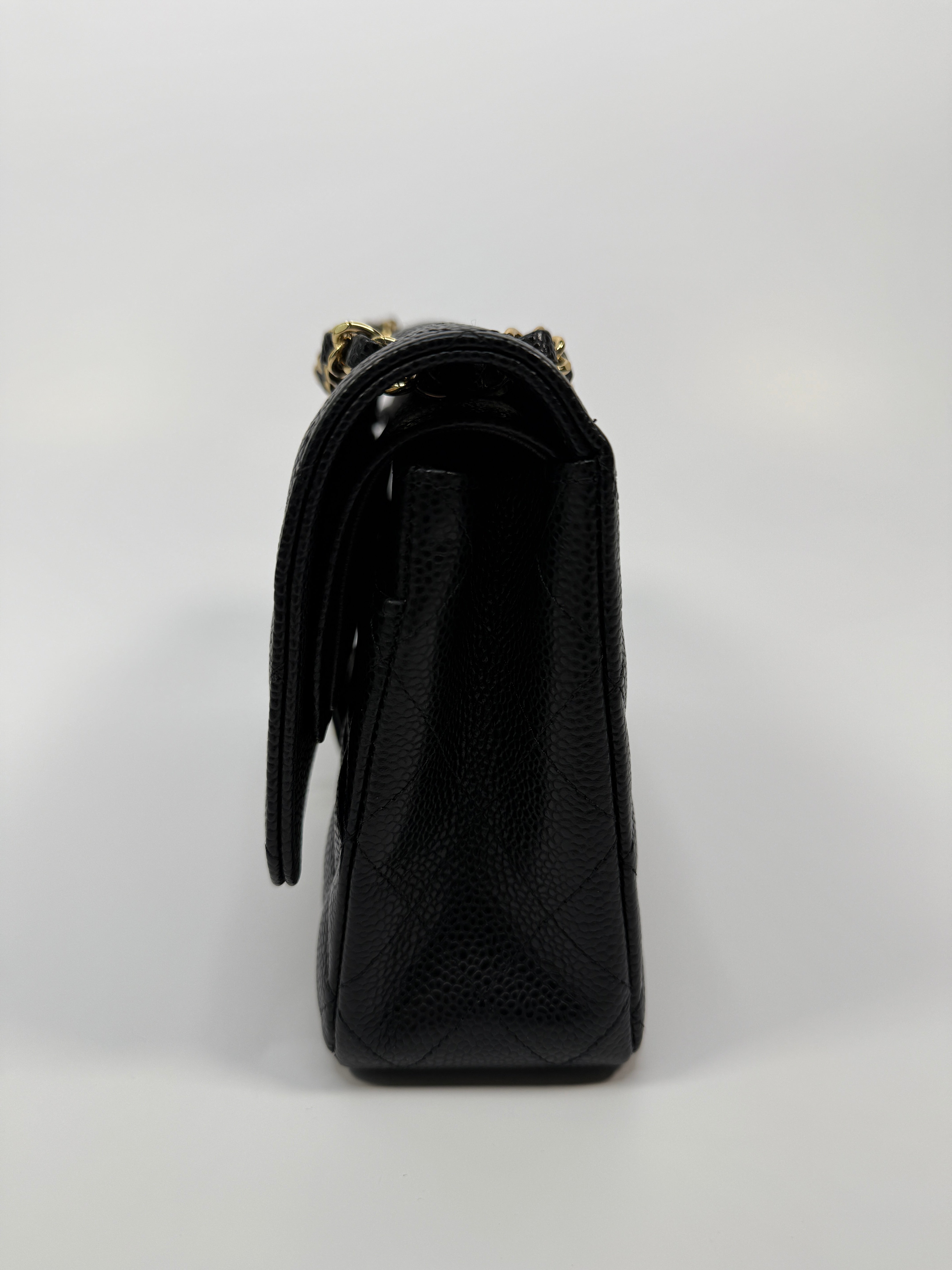 Chanel Medium Classic Double Flap Black Caviar With GHW