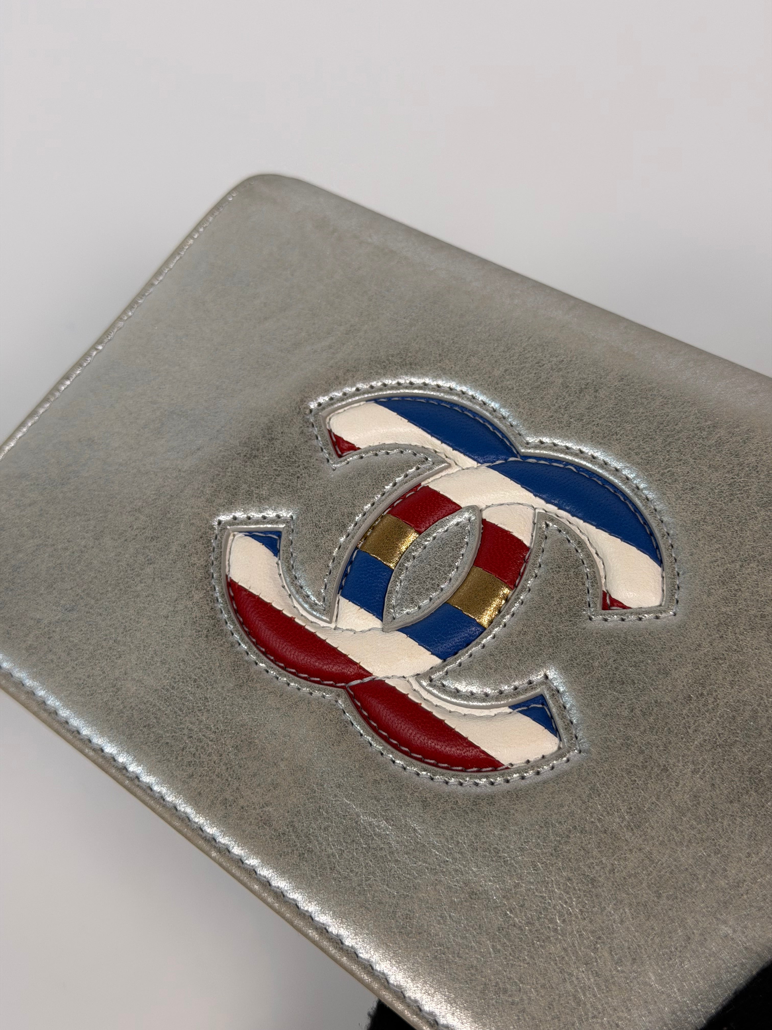 Chanel Filigree Limited Edition Wallet On Chain In Silver With Silver Hardware