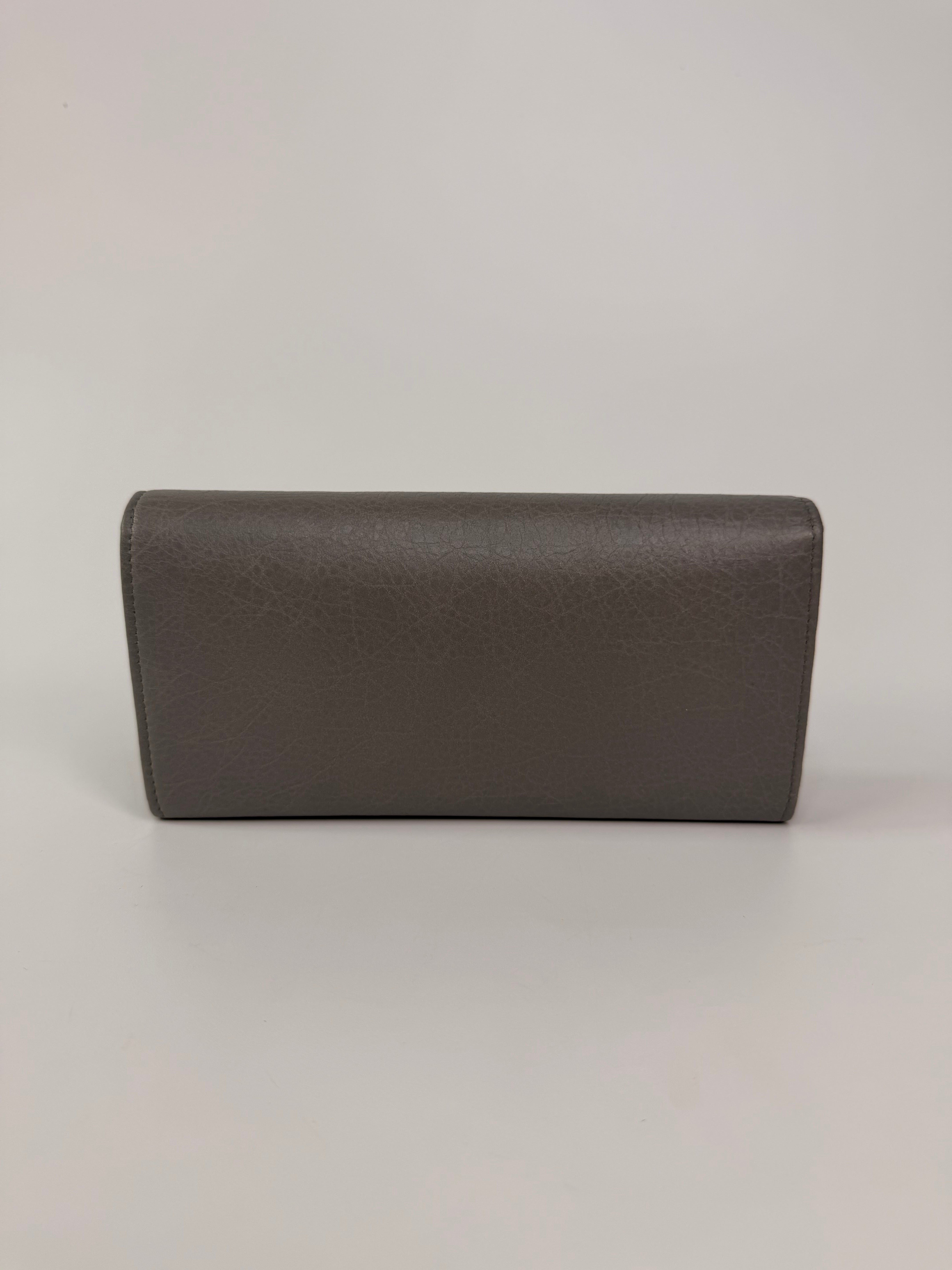 Balenciaga Le City Money Long Wallet In Grey Lambskin Gold Hardware. Authentic and preloved in excellent condition. 100% guarantee