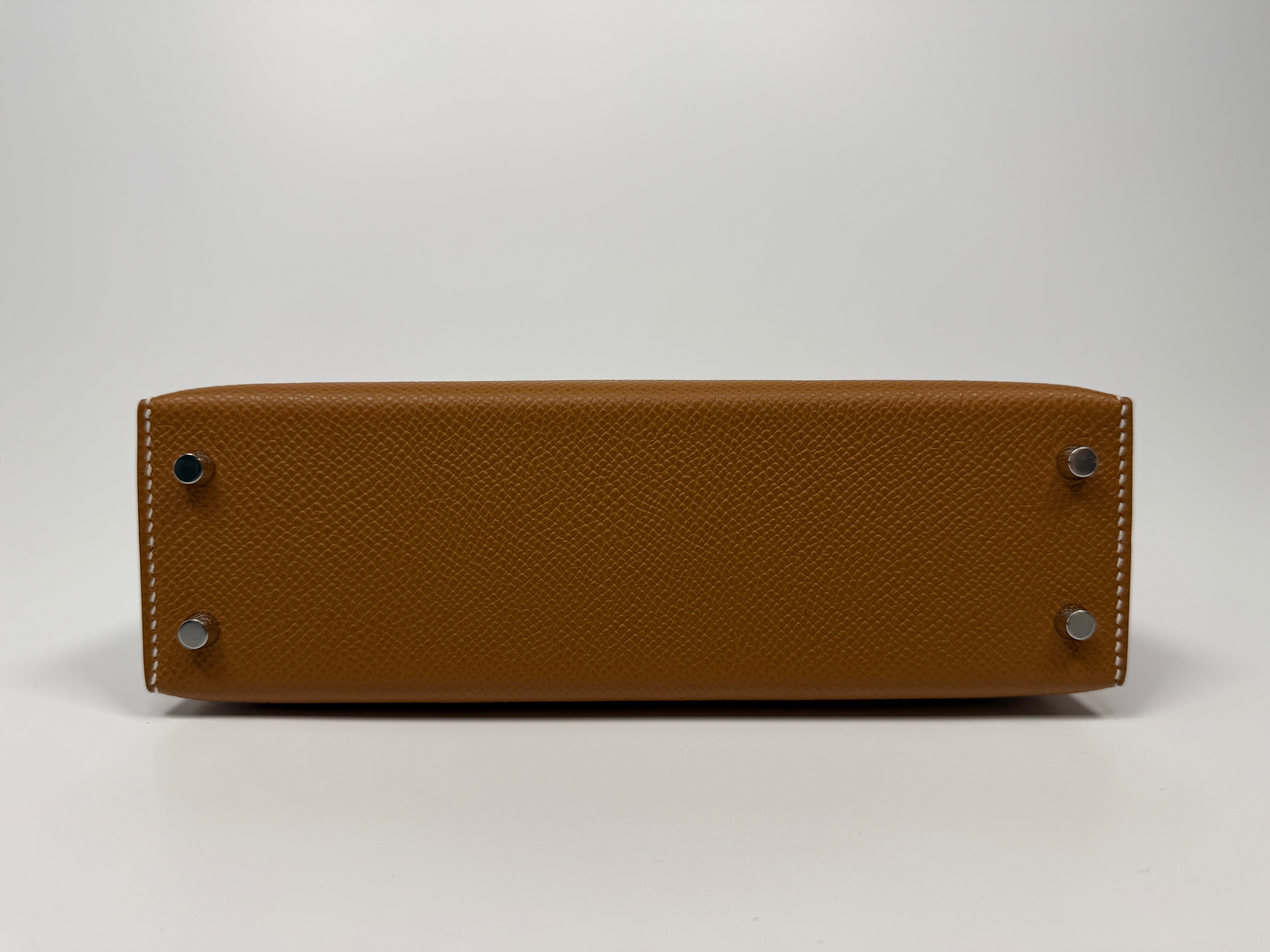 Hermès Mini Kelly Sellier In Gold Epsom Leather With Palladium Hardware New and unused Authentic and preloved