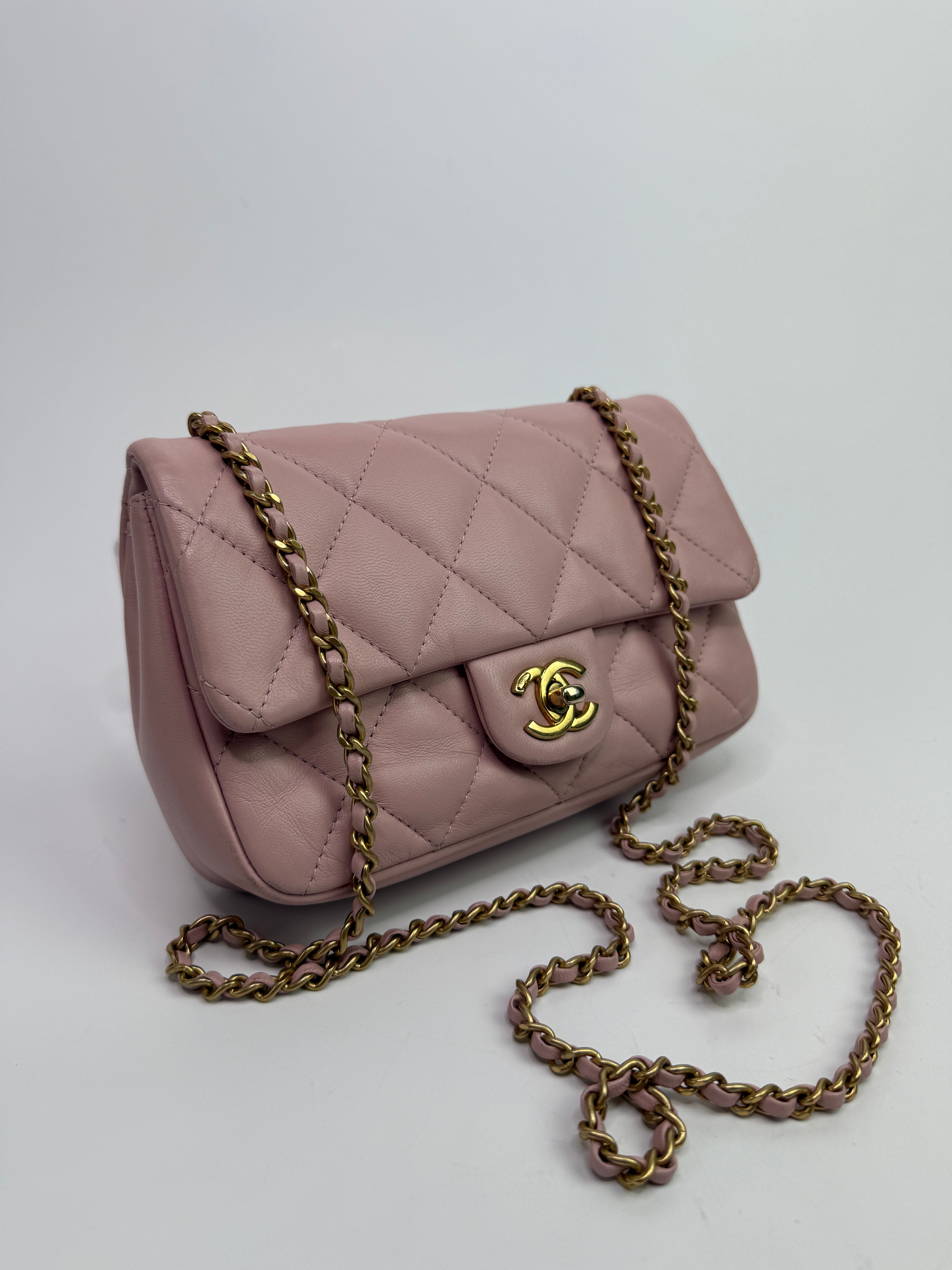 Chanel Mini Heart Charms Flap Antique Gold Hardware
Pre Loved & Authentic