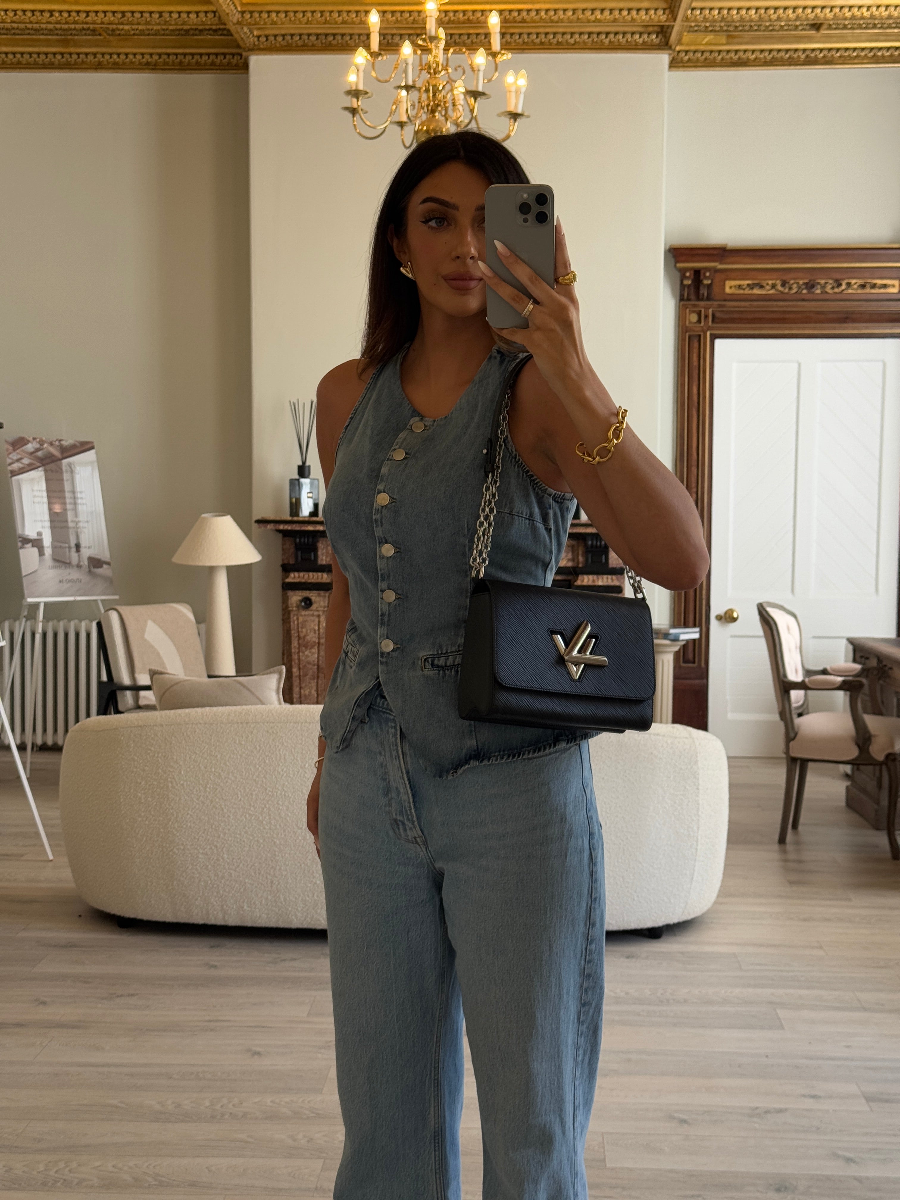 Louis Vuitton Black Epi Leather Twist MM Shoulder Bag