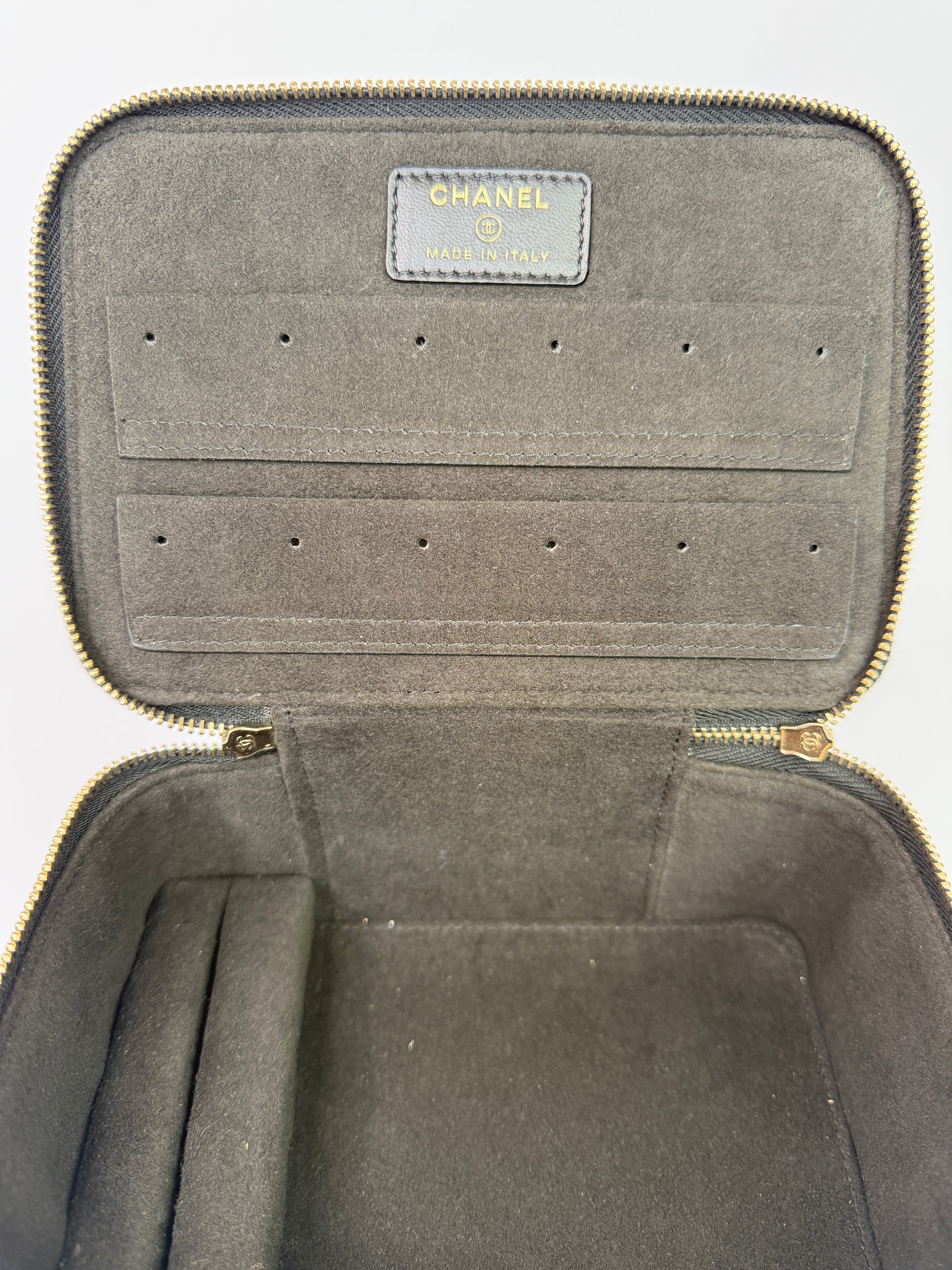 Chanel Vanity Case In Black Caviar Leather With Gold Hardware
Pre Loved & Authentic