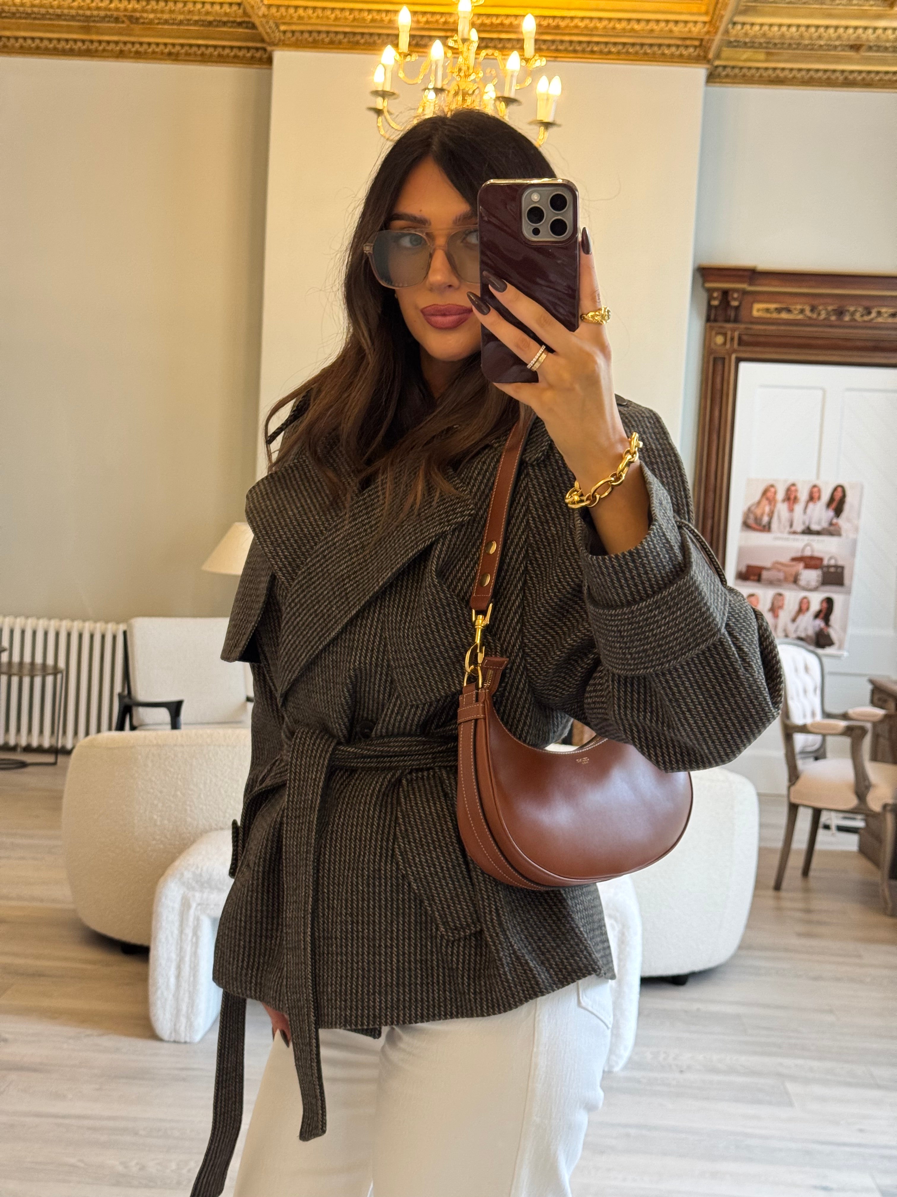 Celine Medium Ava Bag
Pre Loved & Authentic