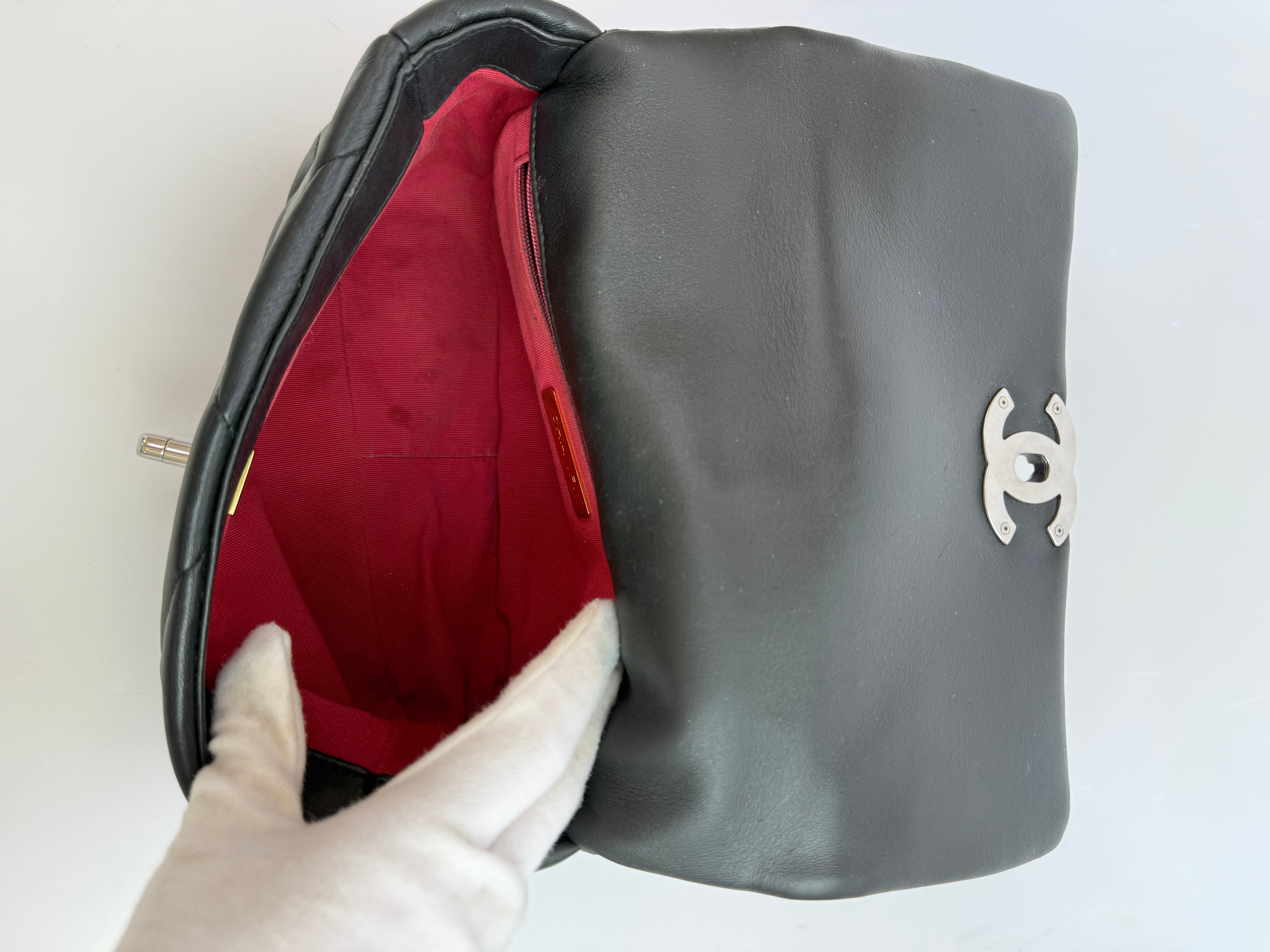 Chanel 19 Small In Black Lambskin Leather
Pre Loved & Authentic