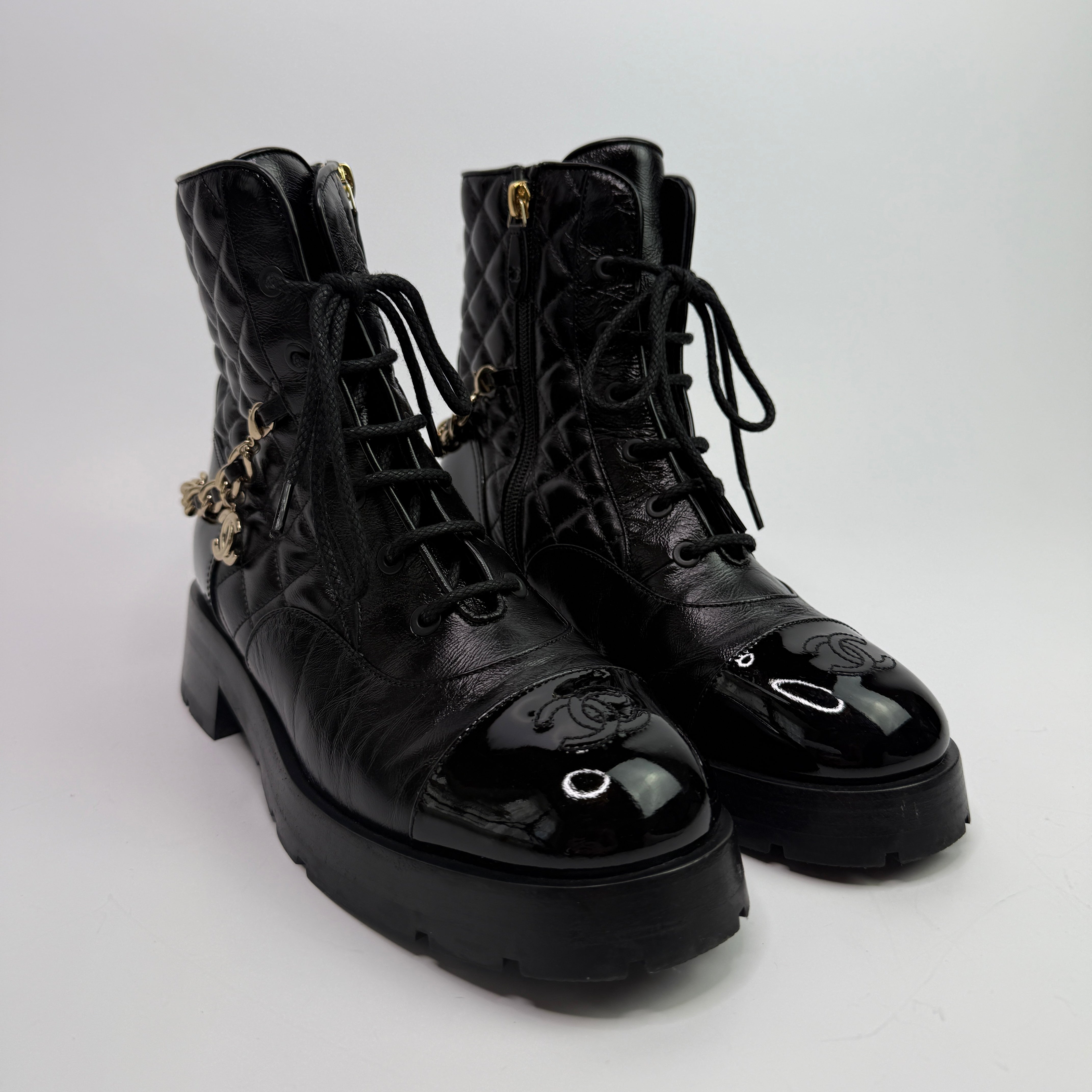 Chanel CC Boots (Size 40/UK7)