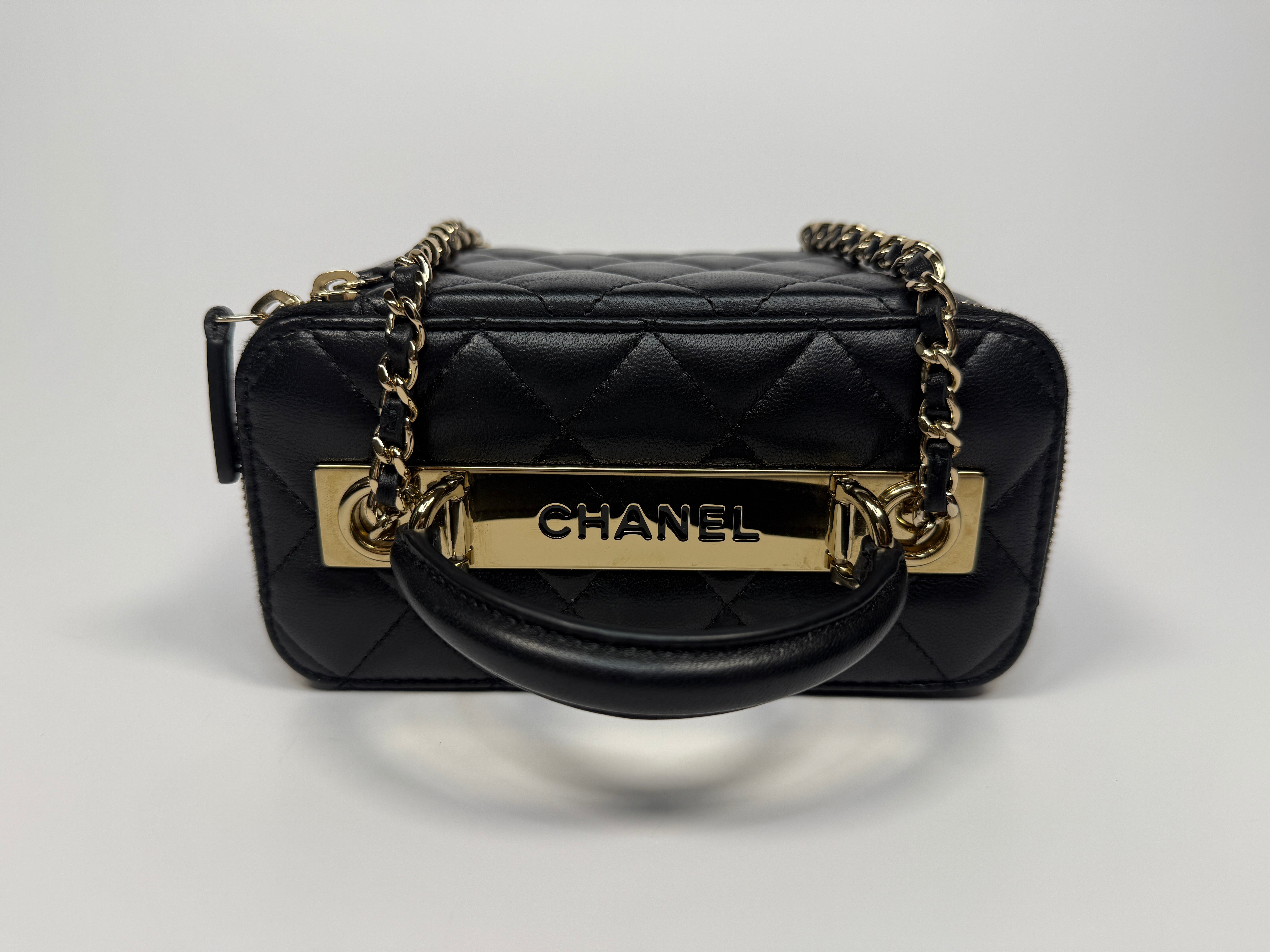 Chanel Vanity Trendy Top Handle In Black Lambskin With Gold Hardware In Excellent Condition. Authentic and Preloved.