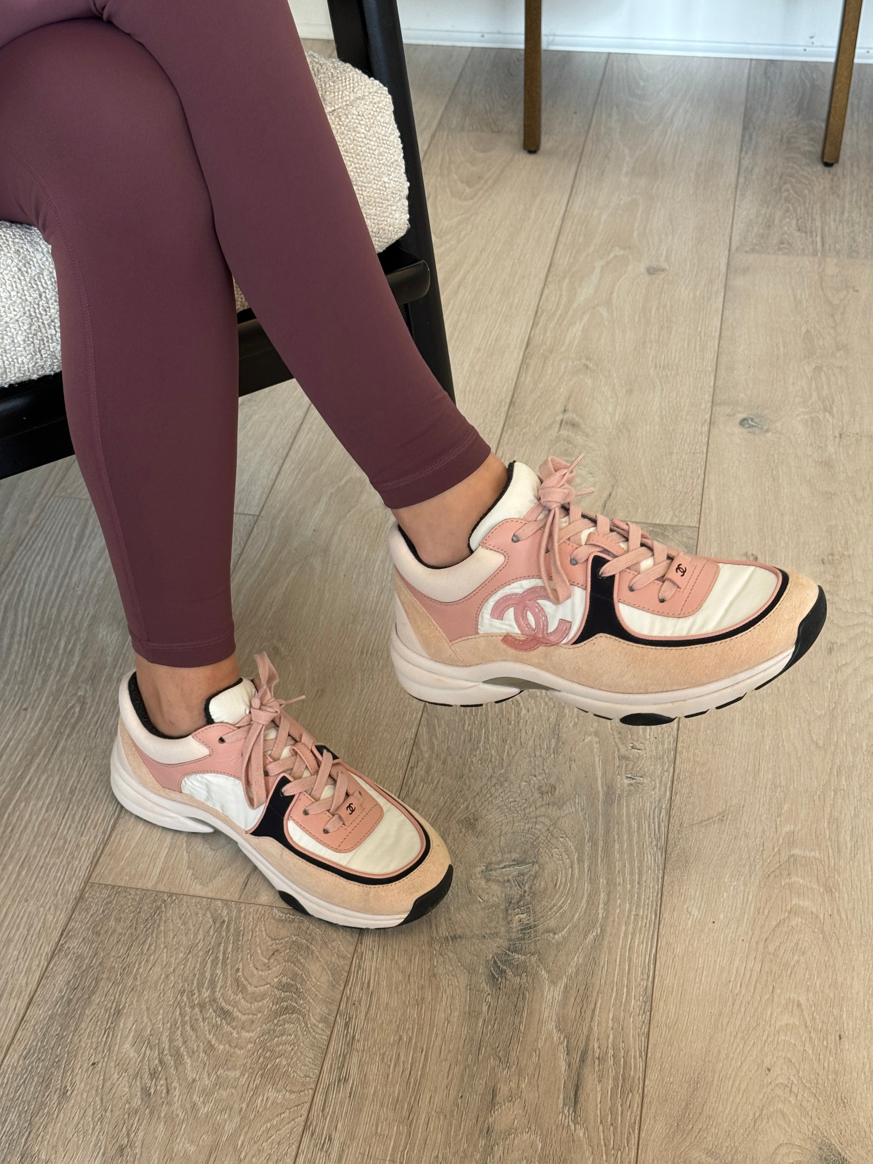 Chanel CC Logo Sneakers Pink and black (Size 40/UK7) Authentic and preloved. Excellent condition.