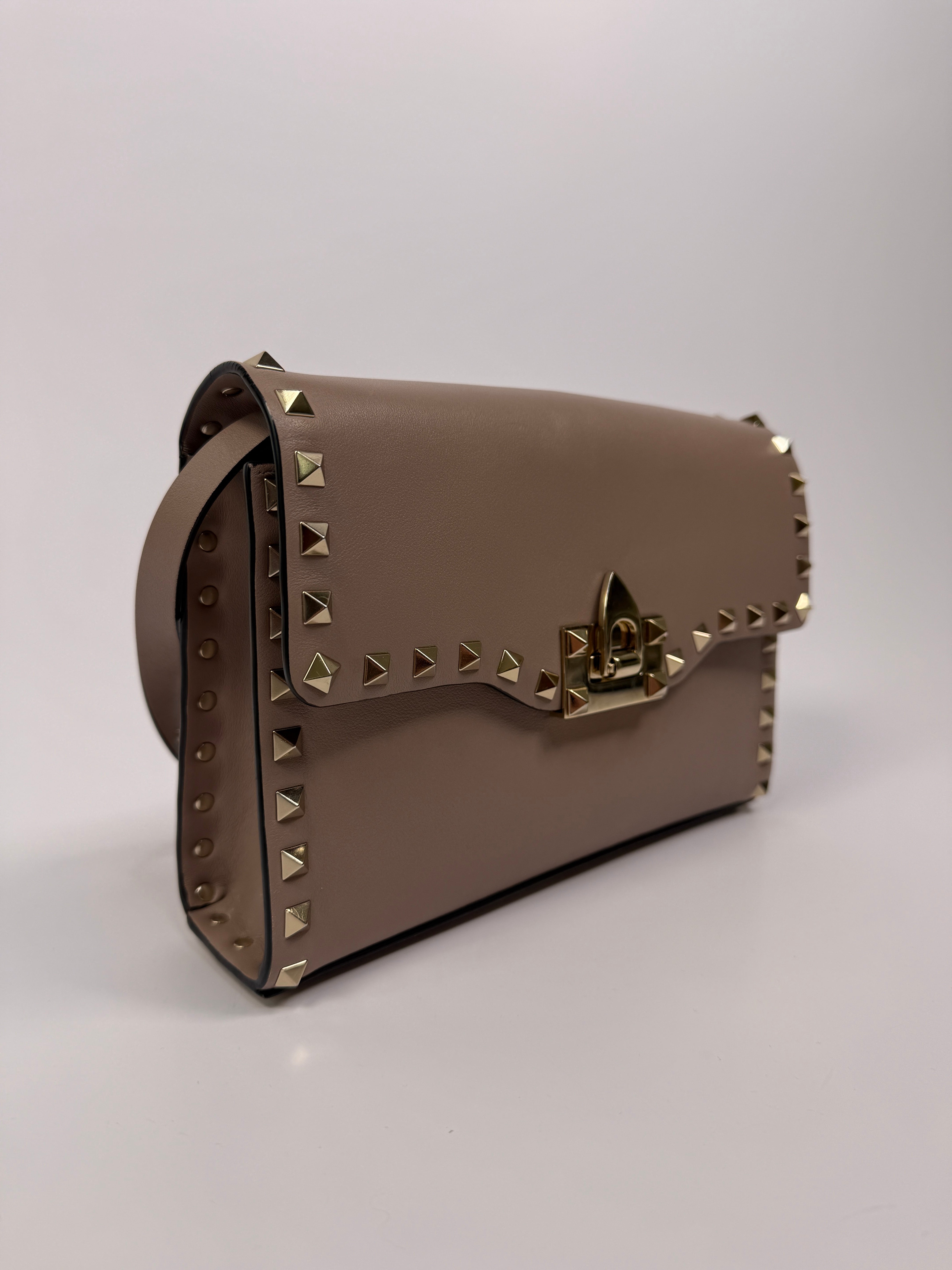 Valentino Garavani Medium Rockstud Flip Lock Crossbody Bag