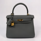 Hermès Kelly 25 In Vert Amande Togo Leather With GHW