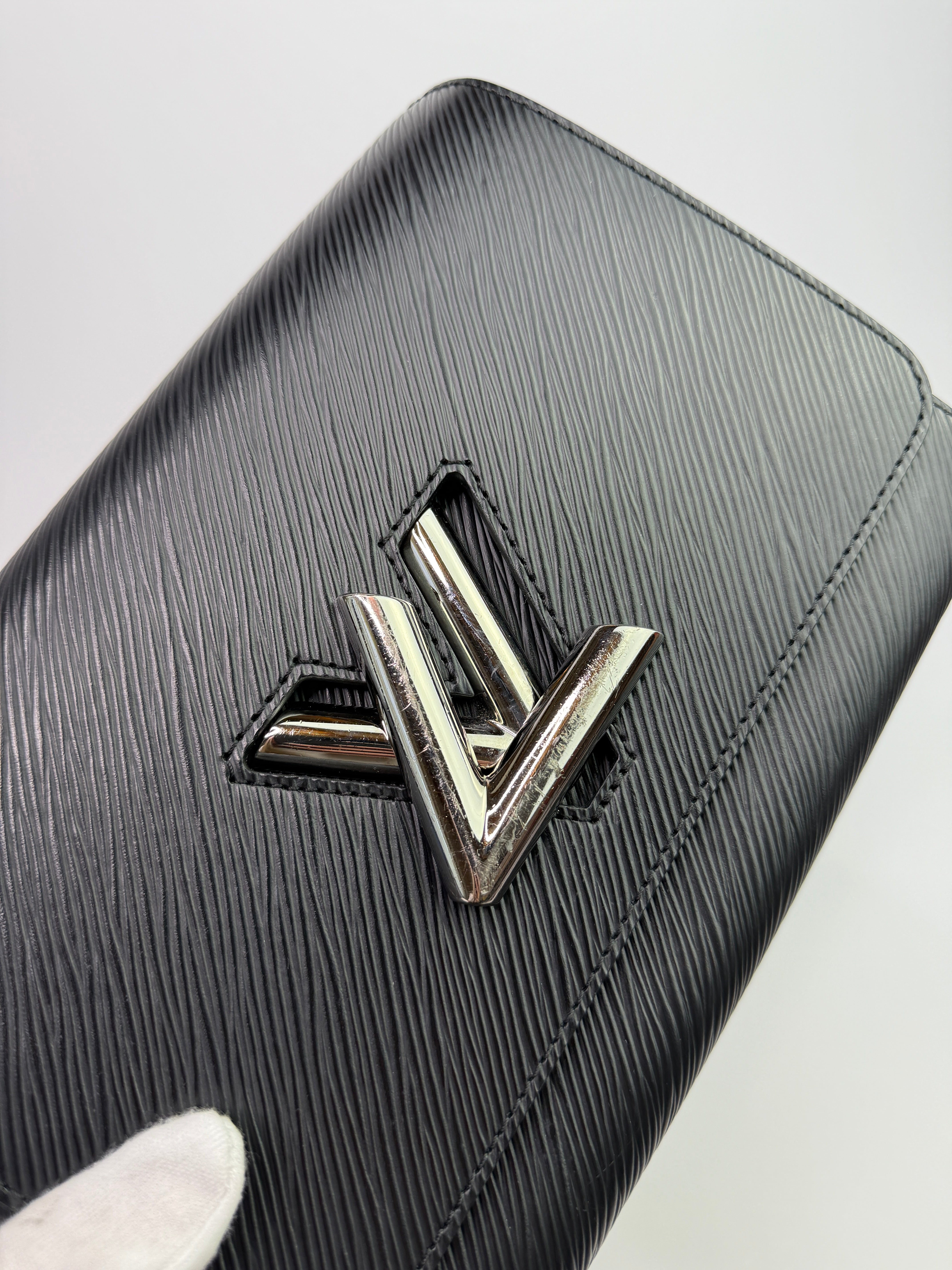 Louis Vuitton Black Epi Leather Twist MM Shoulder Bag