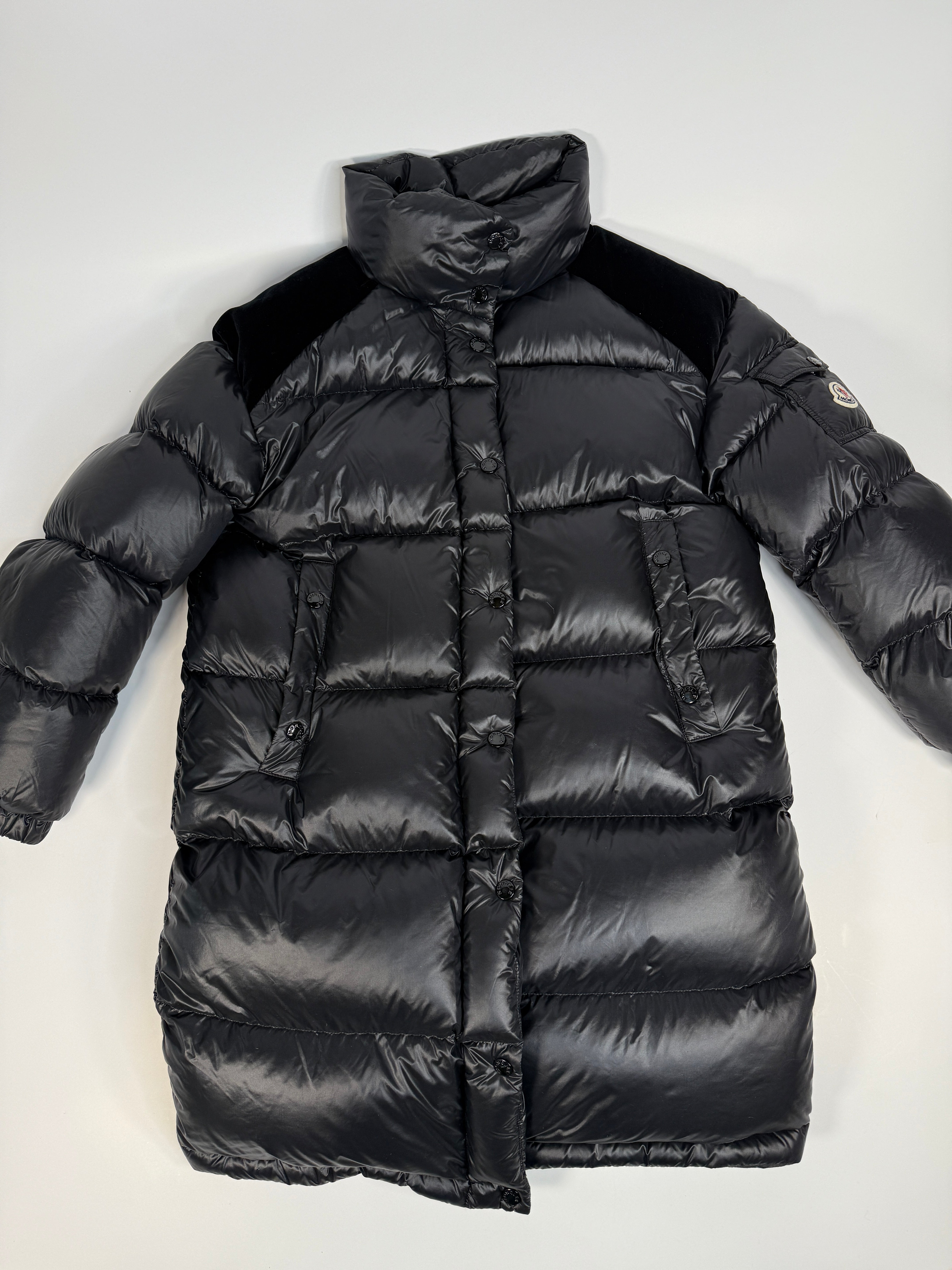 Moncler Nyon Long Down Jacket (TG1/UK10)