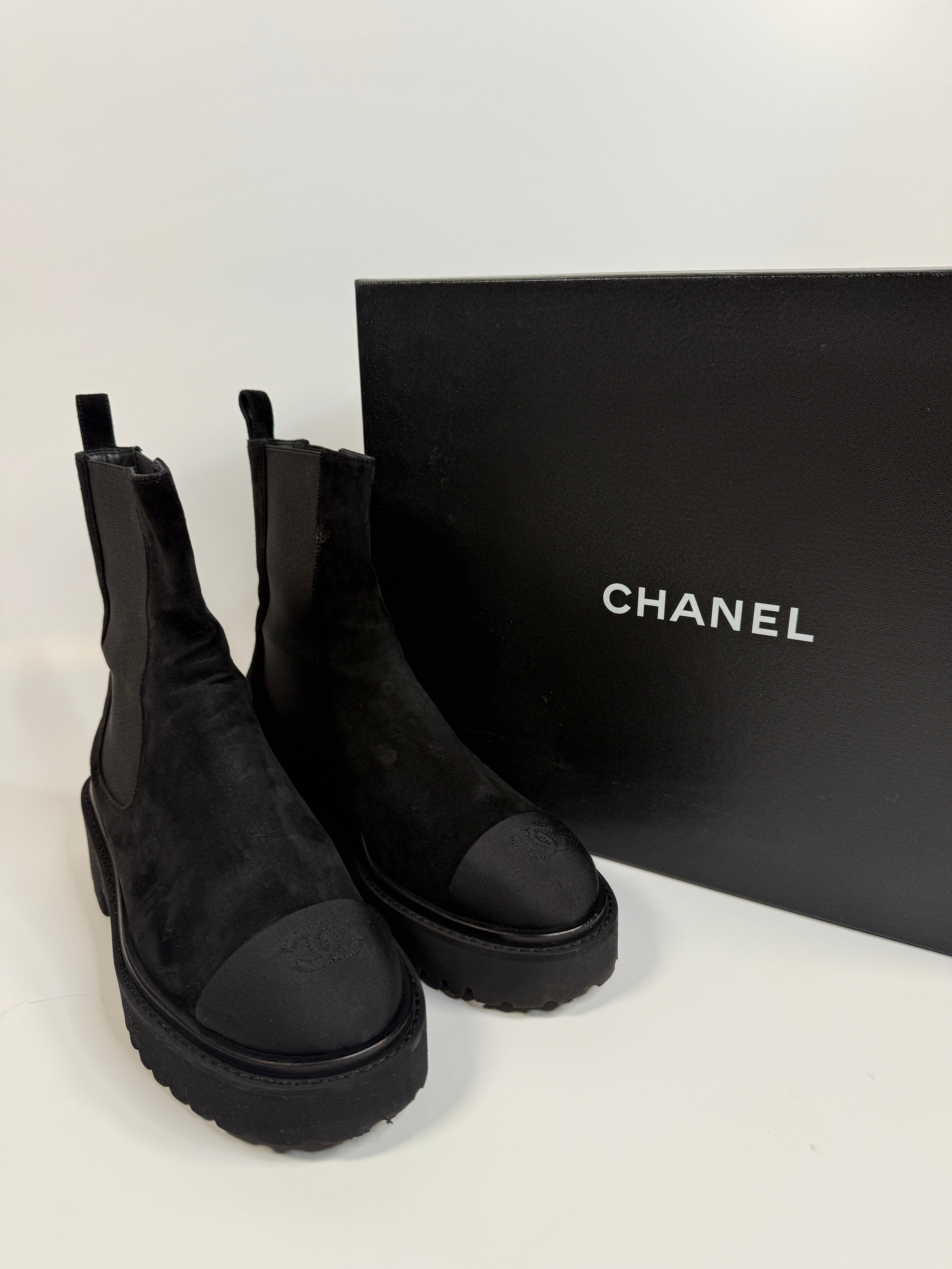 Chanel CC Boots (Size 38/UK5)