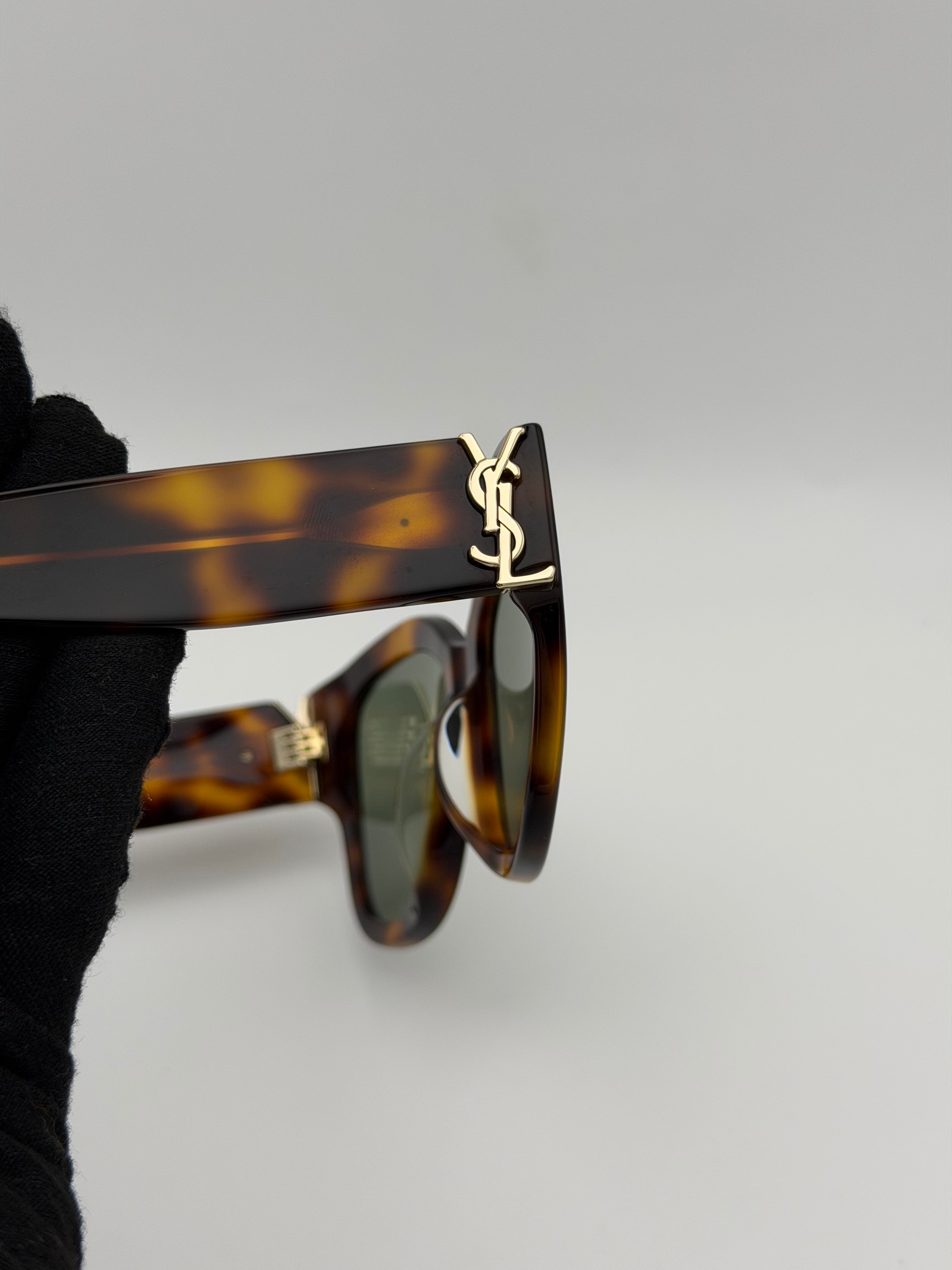 Saint Laurent Oversized Sunglasses With Pale Gold Hardware. Authentic and preloved in excellent condition