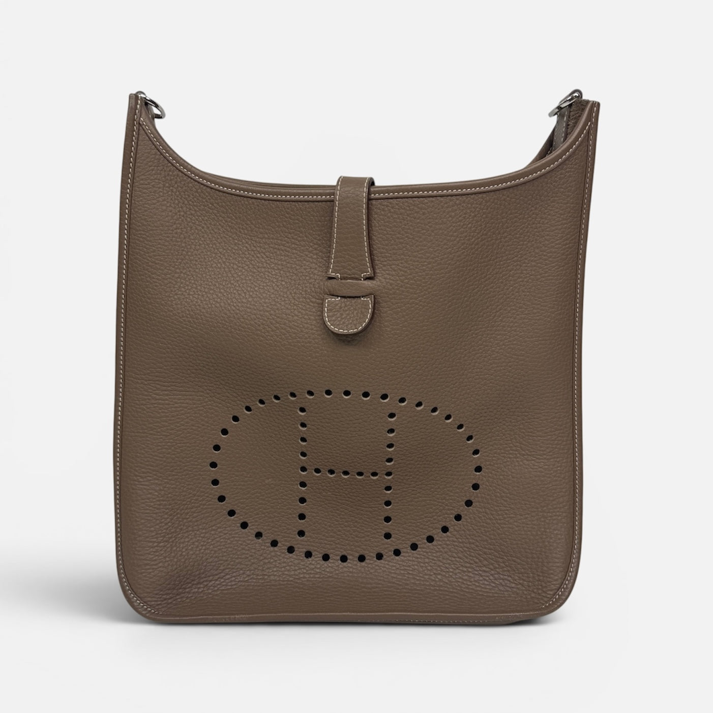 Hermès Evelyne 32 In Etoupe Clemence Leather With Palladium Hardware