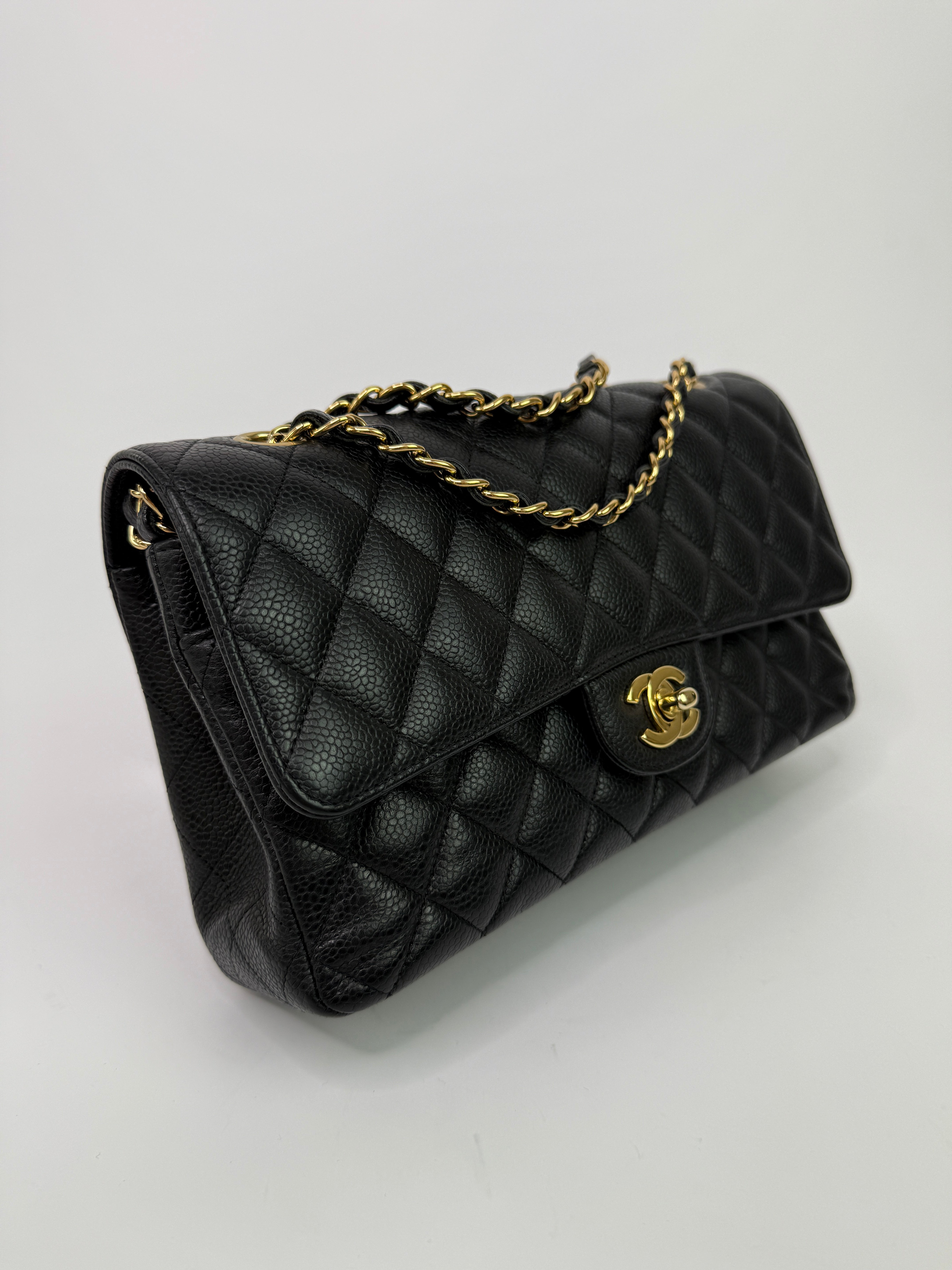 Chanel Medium Classic Double Flap Black Caviar With GHW