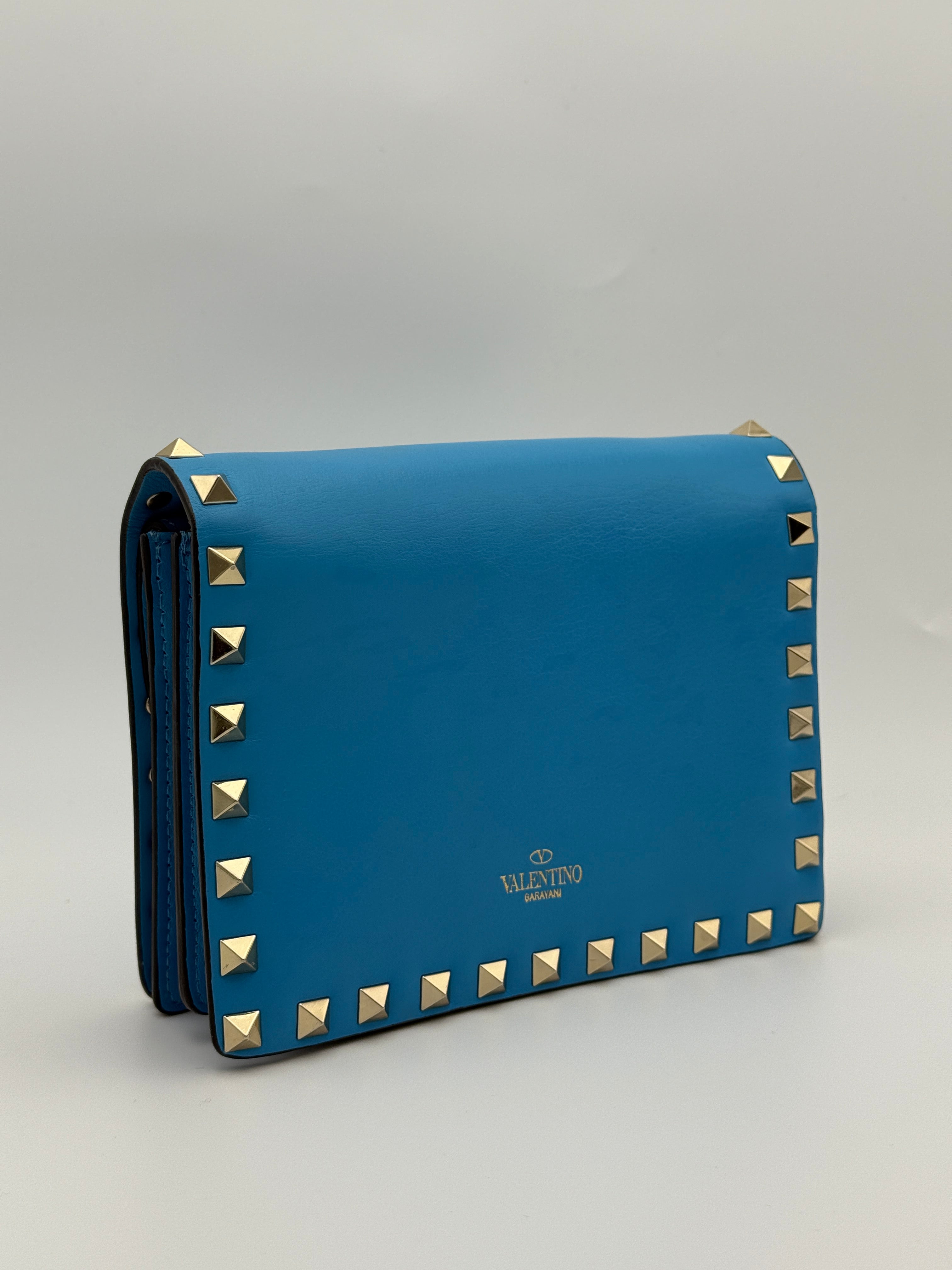 Valentino Rockstud Wallet On Chain