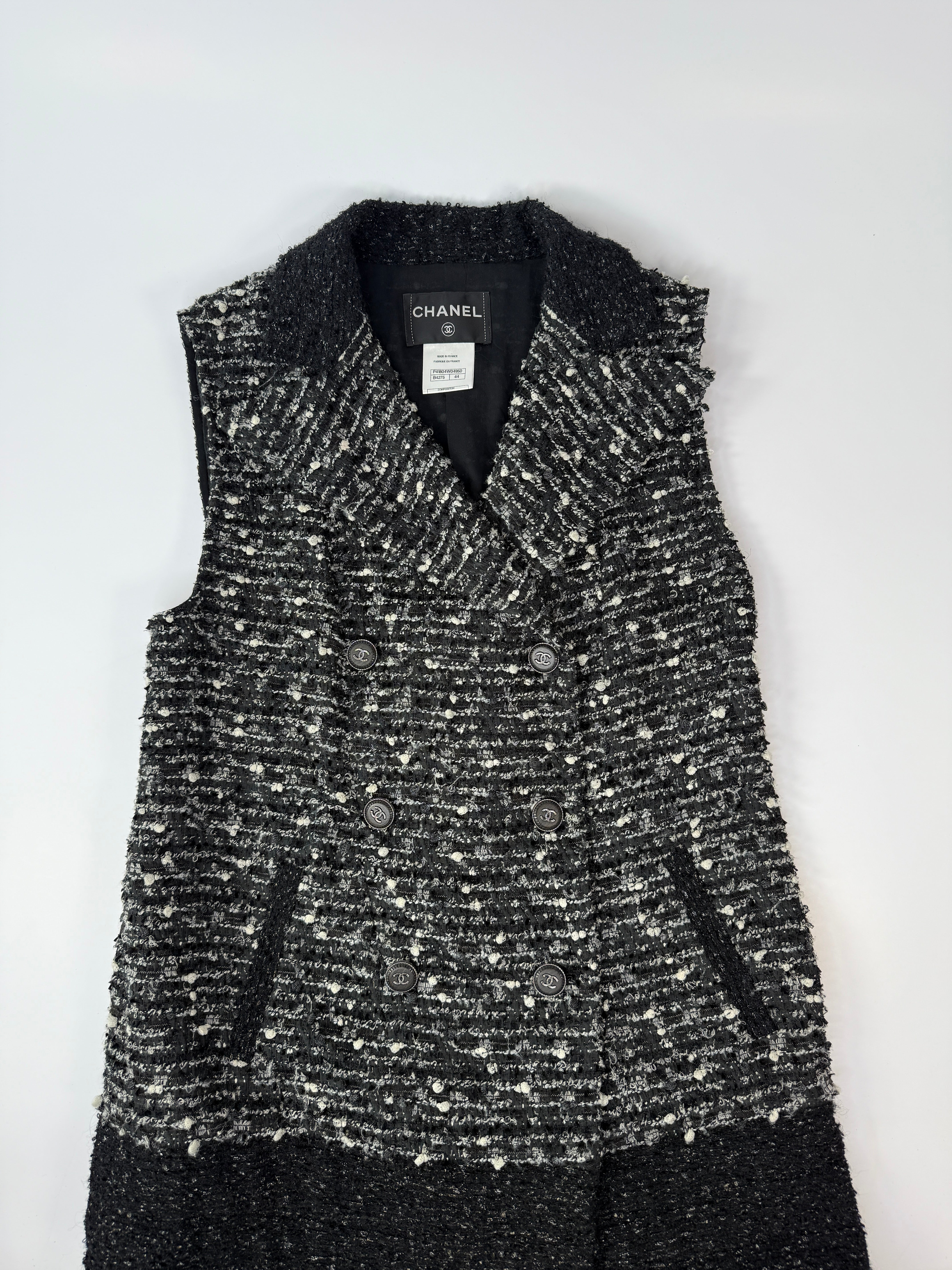 Chanel Tweed Jacket (Size FR44/UK16)