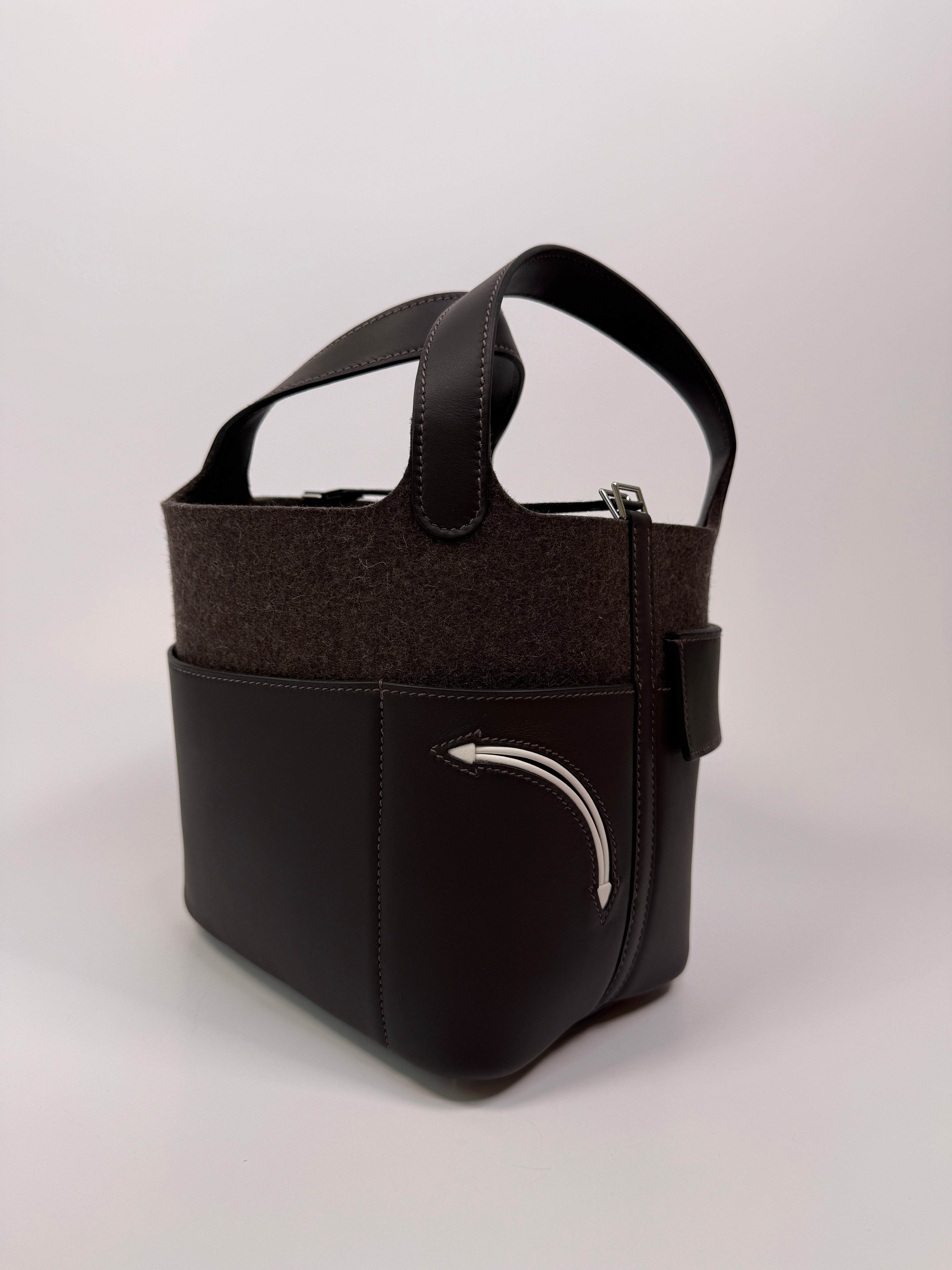 Authentic Pre Loved Hermès Picotin 18 Special Edition in Ebene Swift and Gris Wool Felt New & Unused