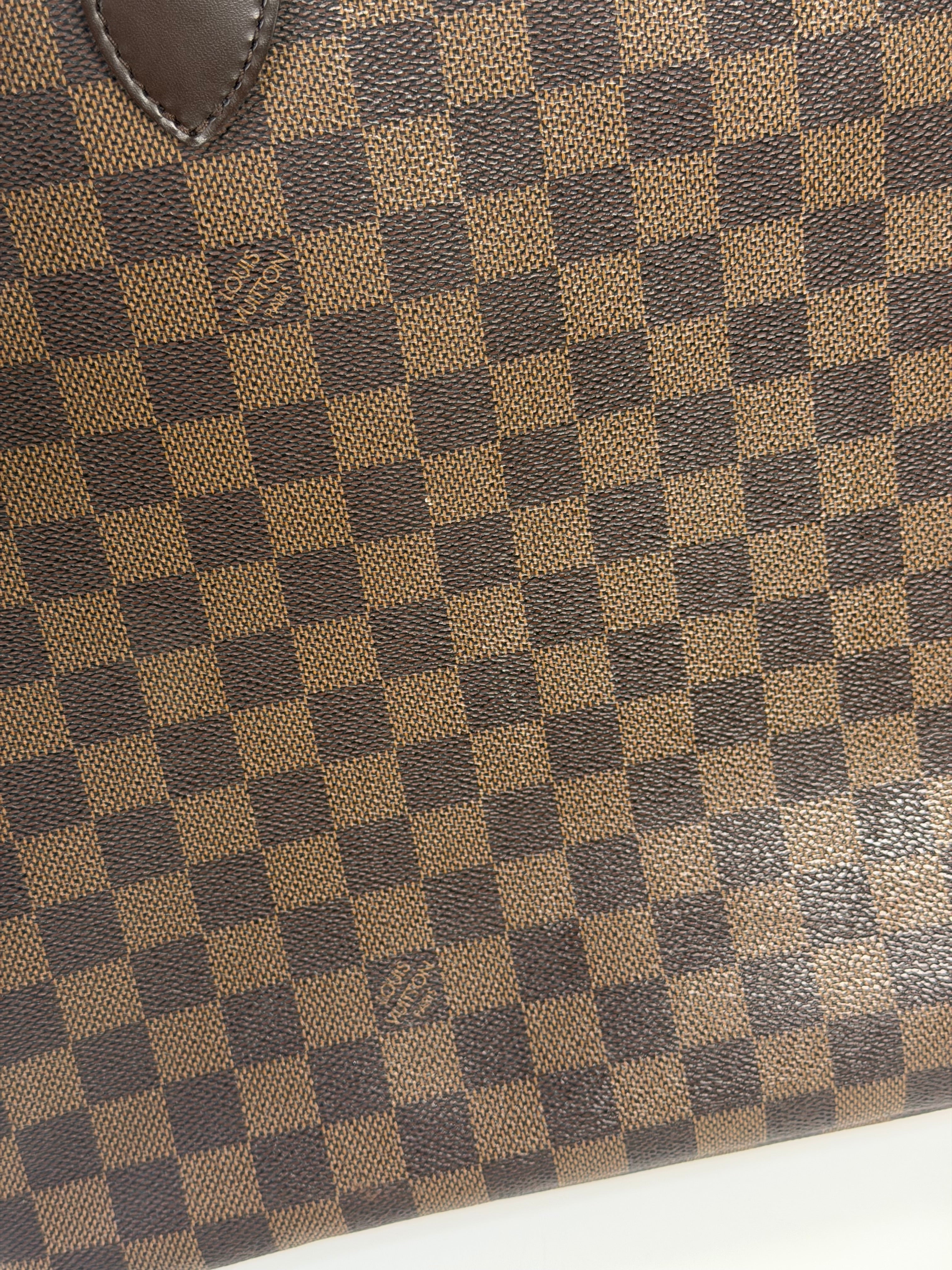 Louis Vuitton Neverfull GM Tote In Damier Ebene Canvas