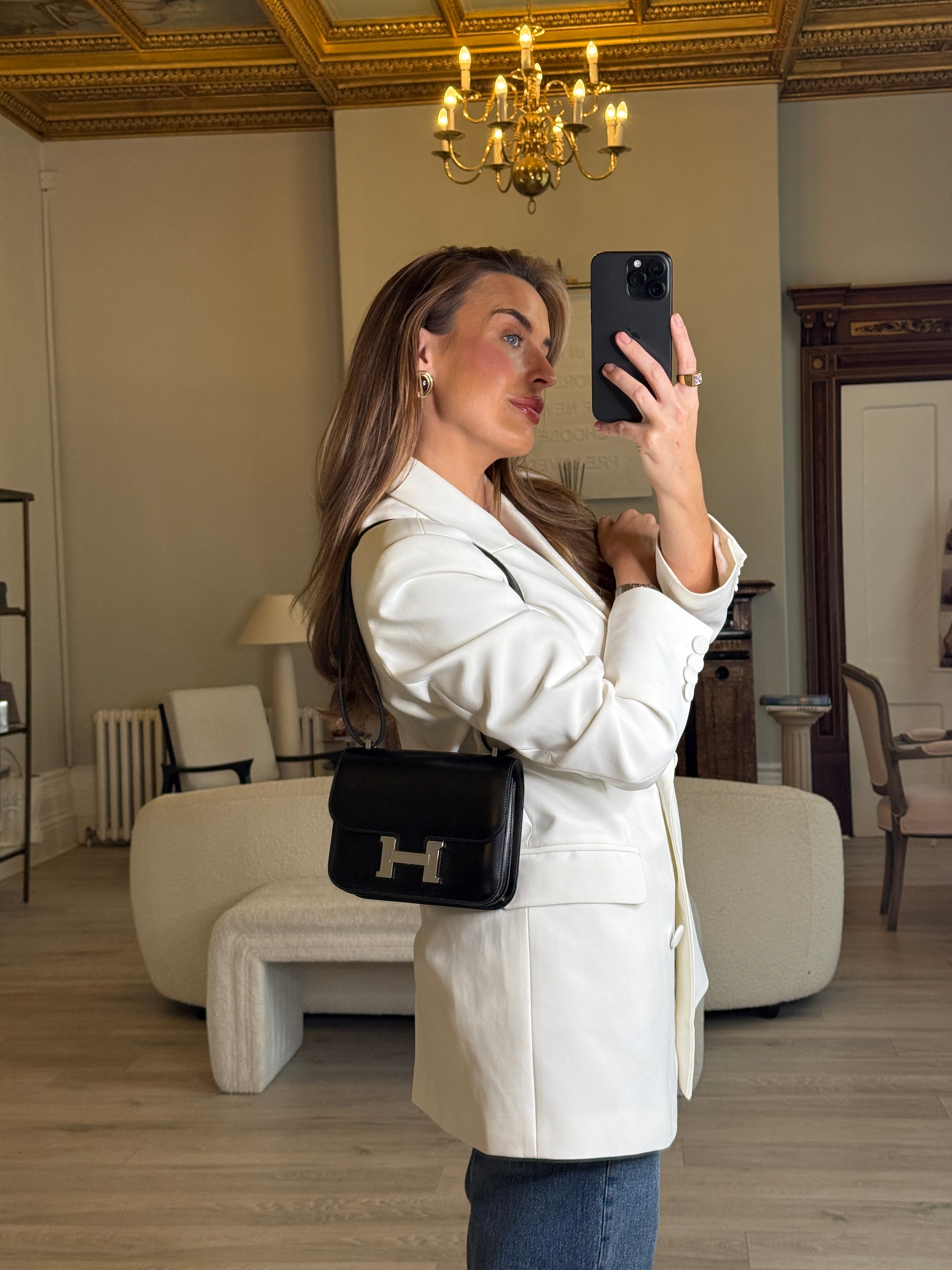 Authentic and preloved Hermès Constance 18 In Black Box Leather With Palladium Hardware. 100% Authenticity guarantee.