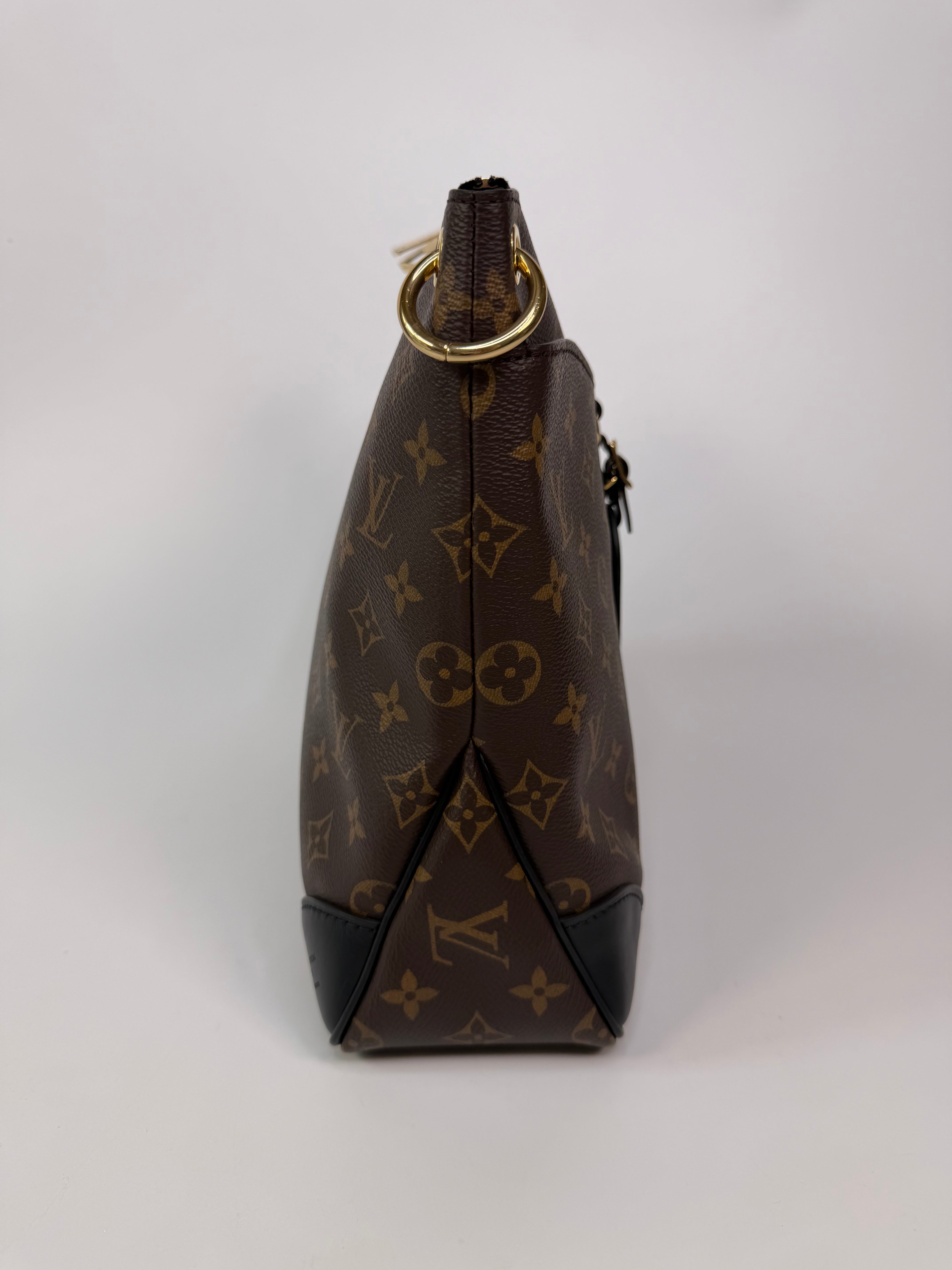 Louis Vuitton Odéon MM Bag In Monogram Canvas With Gold Hardware. 100% authentic and preloved in excellent condition