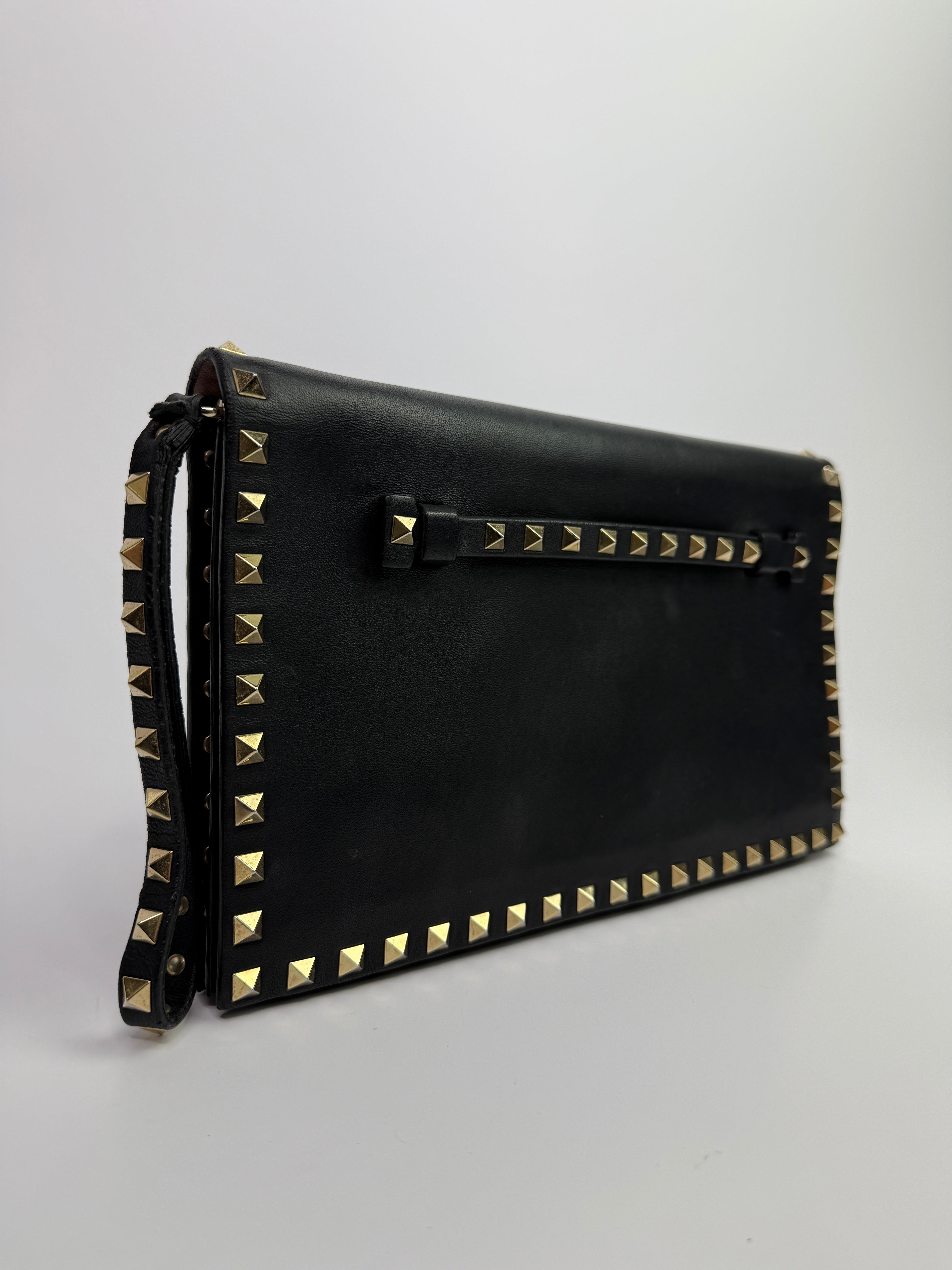 Valentino Garavani Rockstud Wristlet Clutch