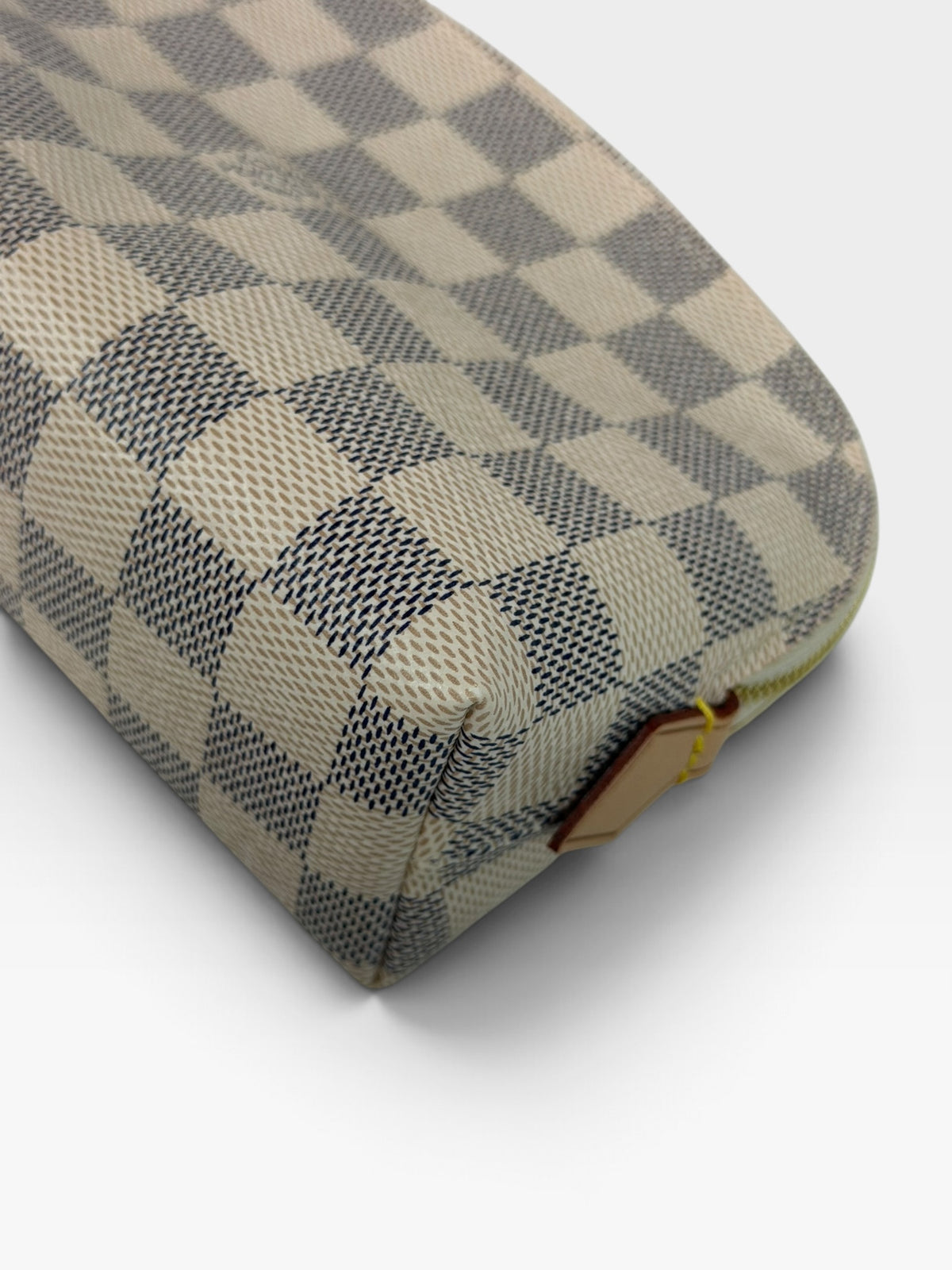 Louis Vuitton Pochette Cosmetique In Damier Azur Canvas With Gold Hardware. 100% authentic and preloved in excellent condition