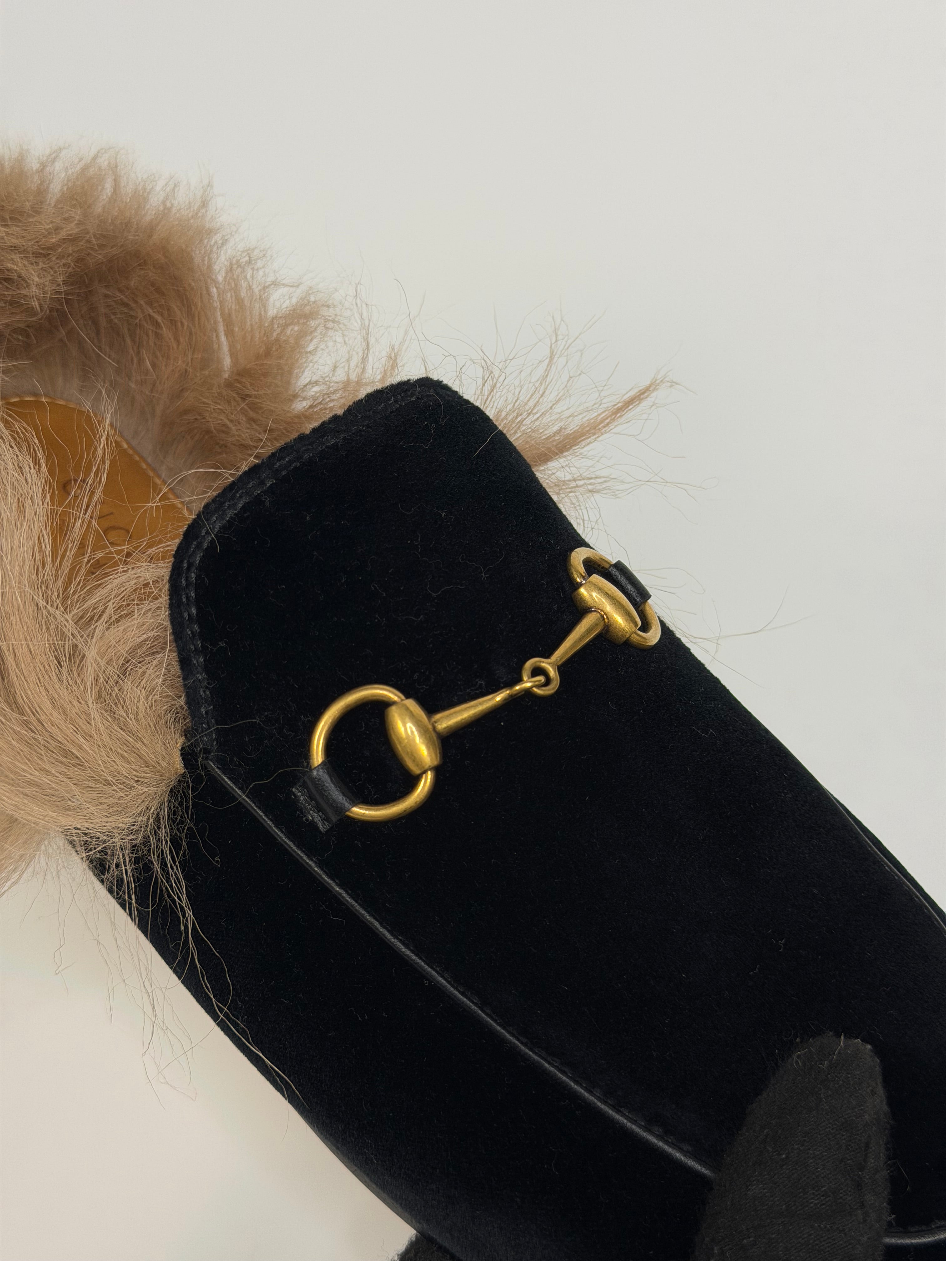 Gucci Princetown Mules In Black Velvet / Fur (Size 40 /UK 7). authentic and preloved in new/unused condition.