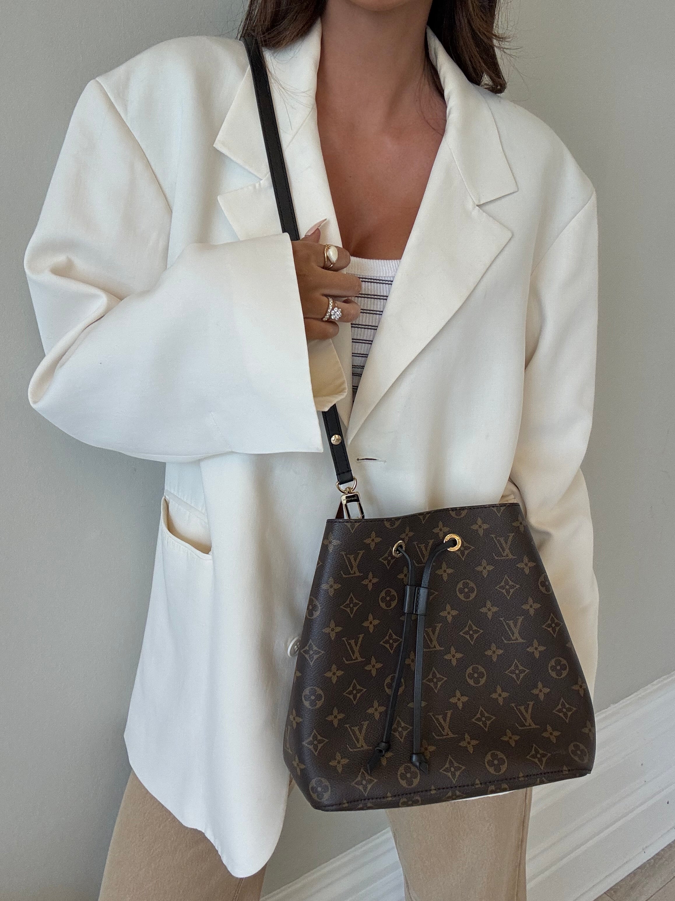 Louis Vuitton NéoNóe MM Bucket Bag