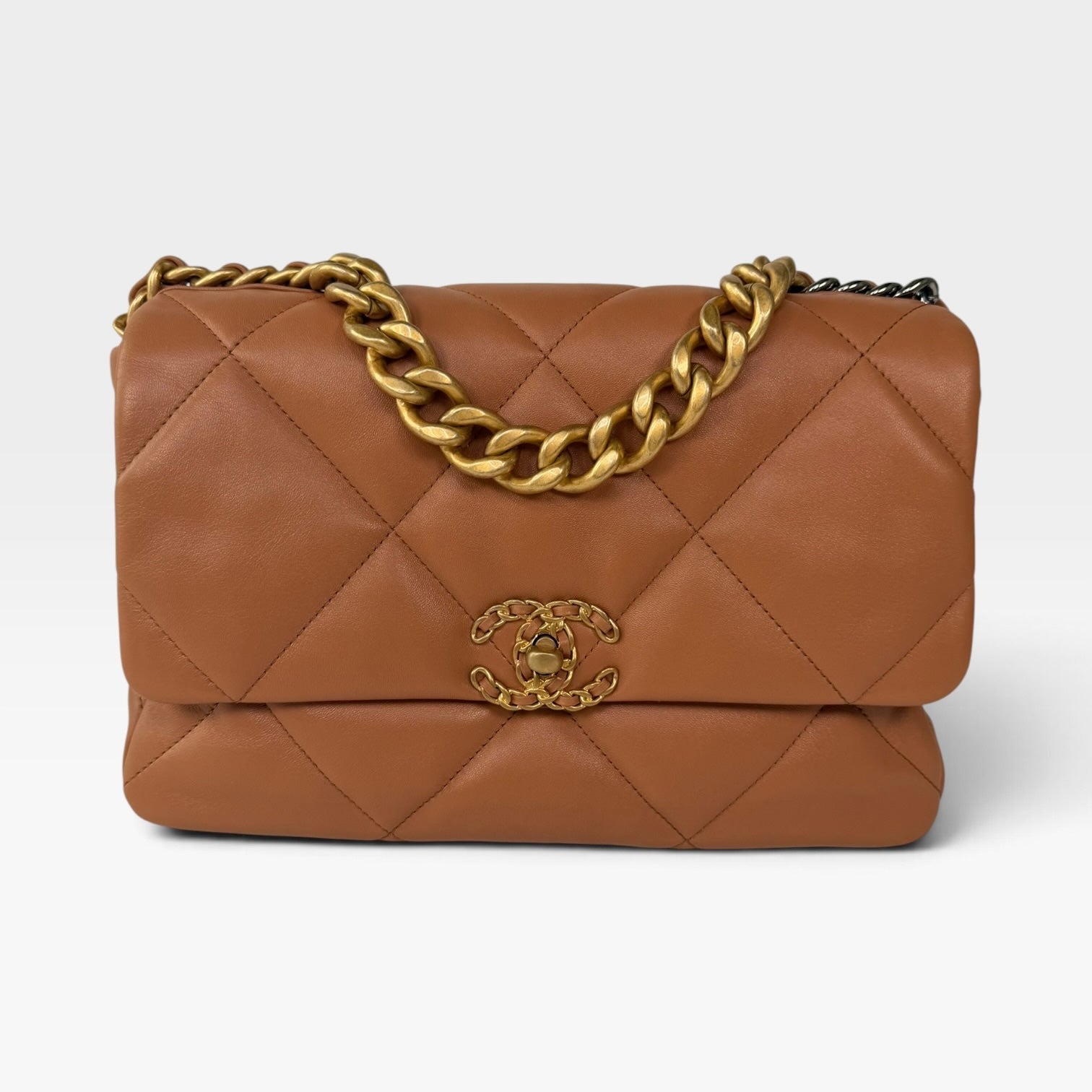 Chanel 19 Medium In Camel Lambskin Leather With Mixed Hardware in excellent condition 100% authentic and preloved