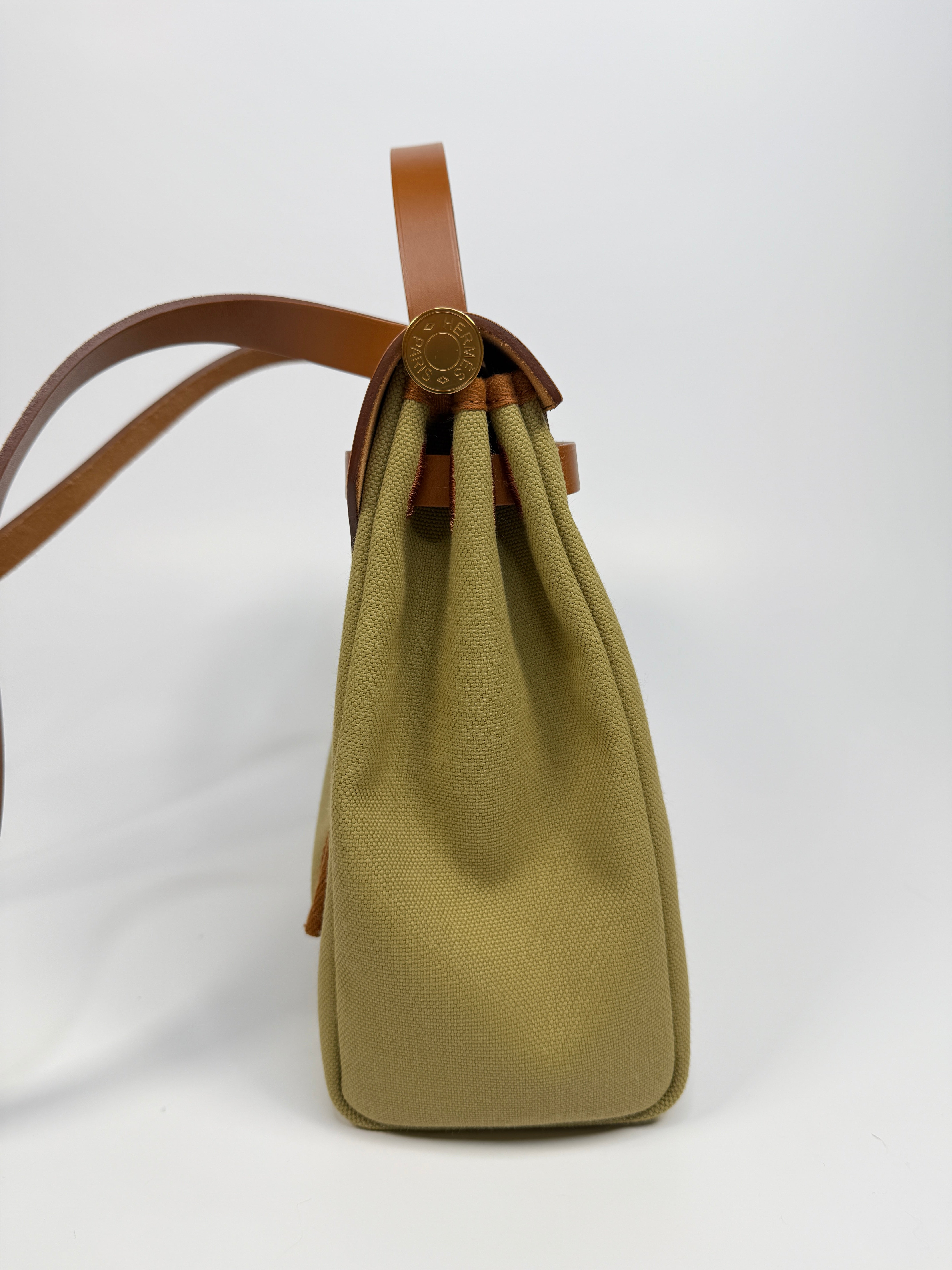 Authentic Pre Loved Hermès Herbag 31 Zip Retourne in Poussière Fauve with Gold Hardware Excellent Condition