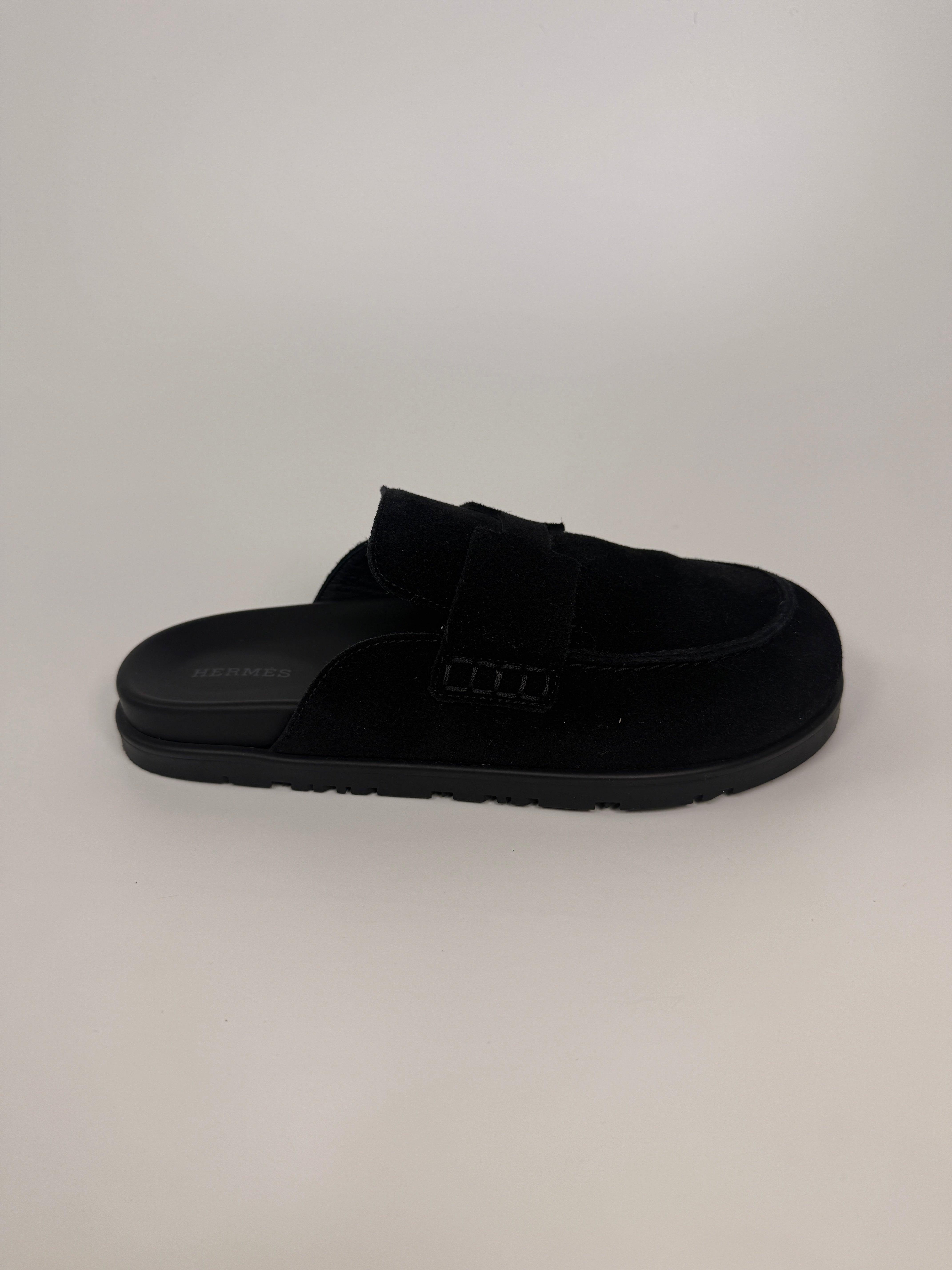Hermès Go Mules In Black (EU38/ UK5)