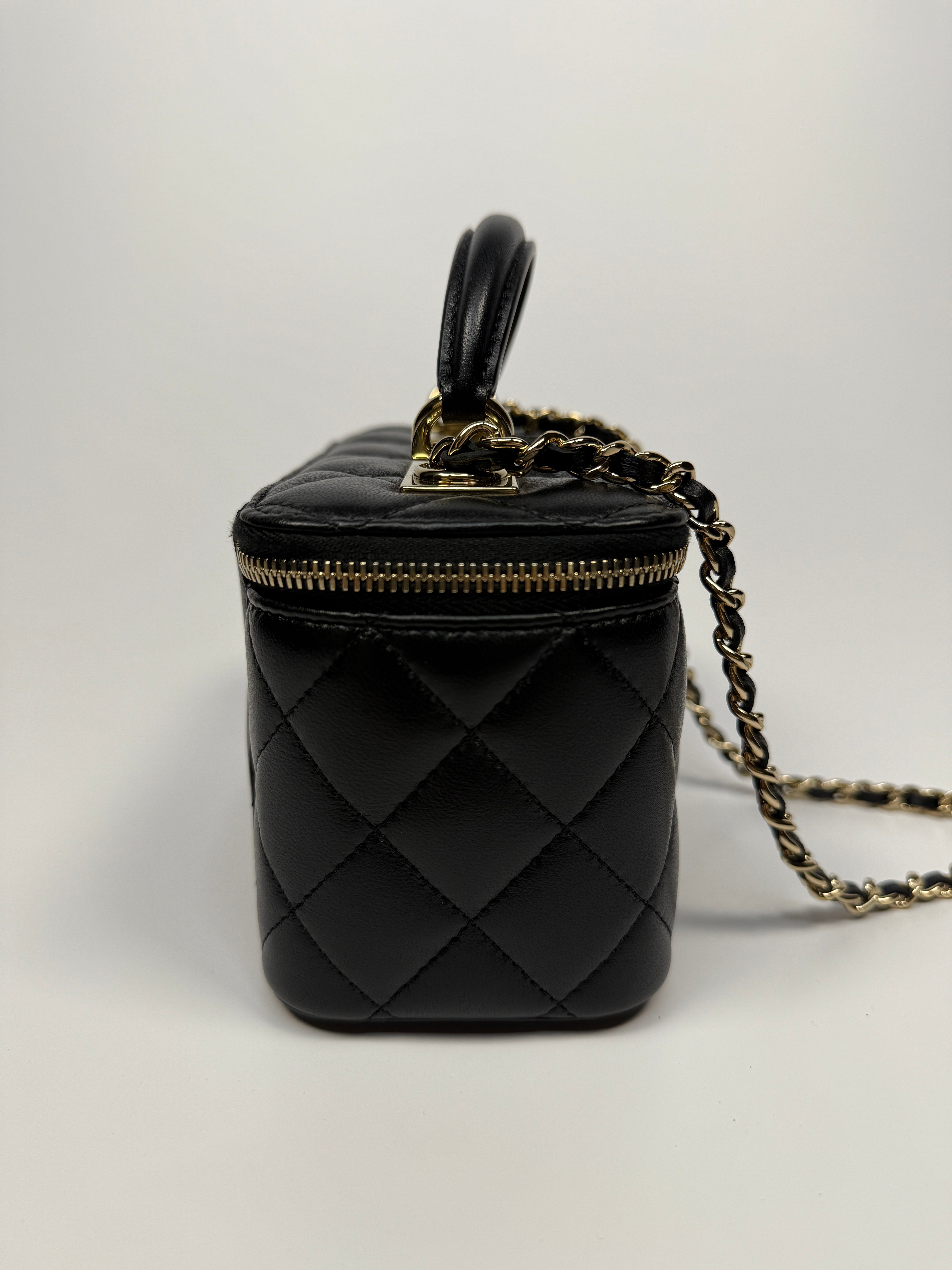 Chanel Vanity Trendy Top Handle In Black Lambskin With Gold Hardware In Excellent Condition. Authentic and Preloved.