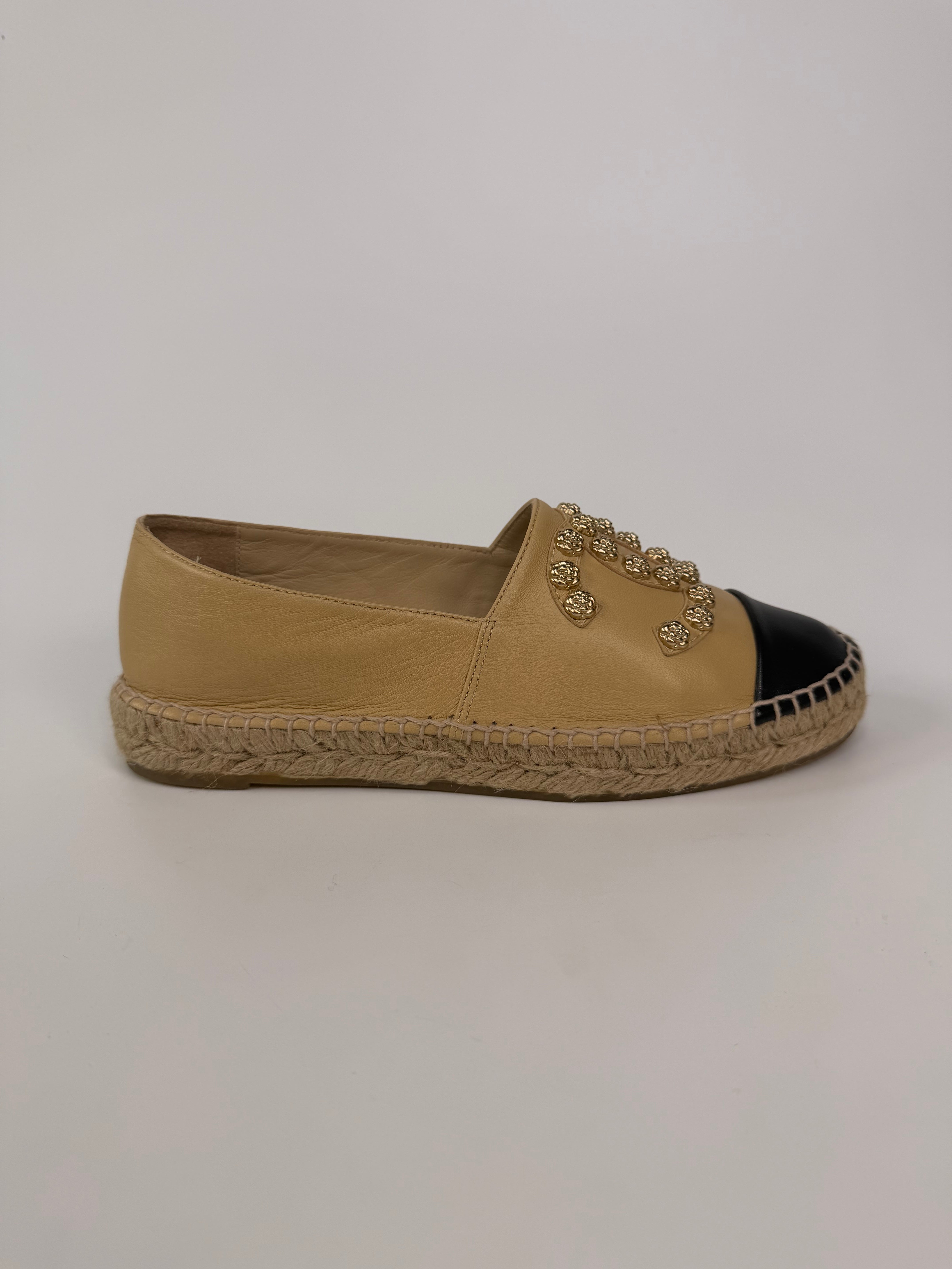 Chanel Gold Beaded CC Espadrilles In Beige & Black Lambskin (Size 37/UK4). 100% authentic and preloved in excellent condition