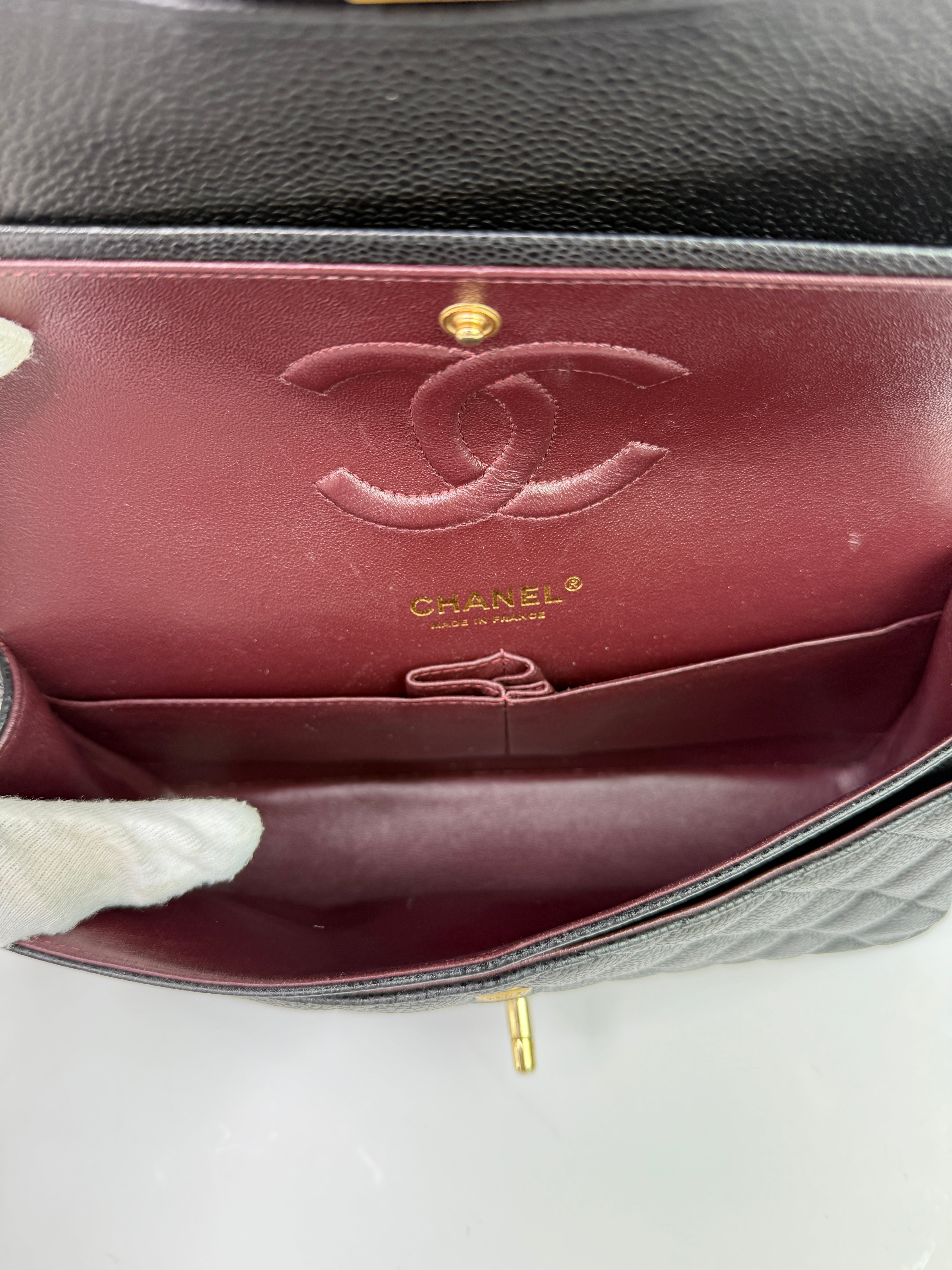 Chanel Medium Classic Double Flap Black Caviar With GHW