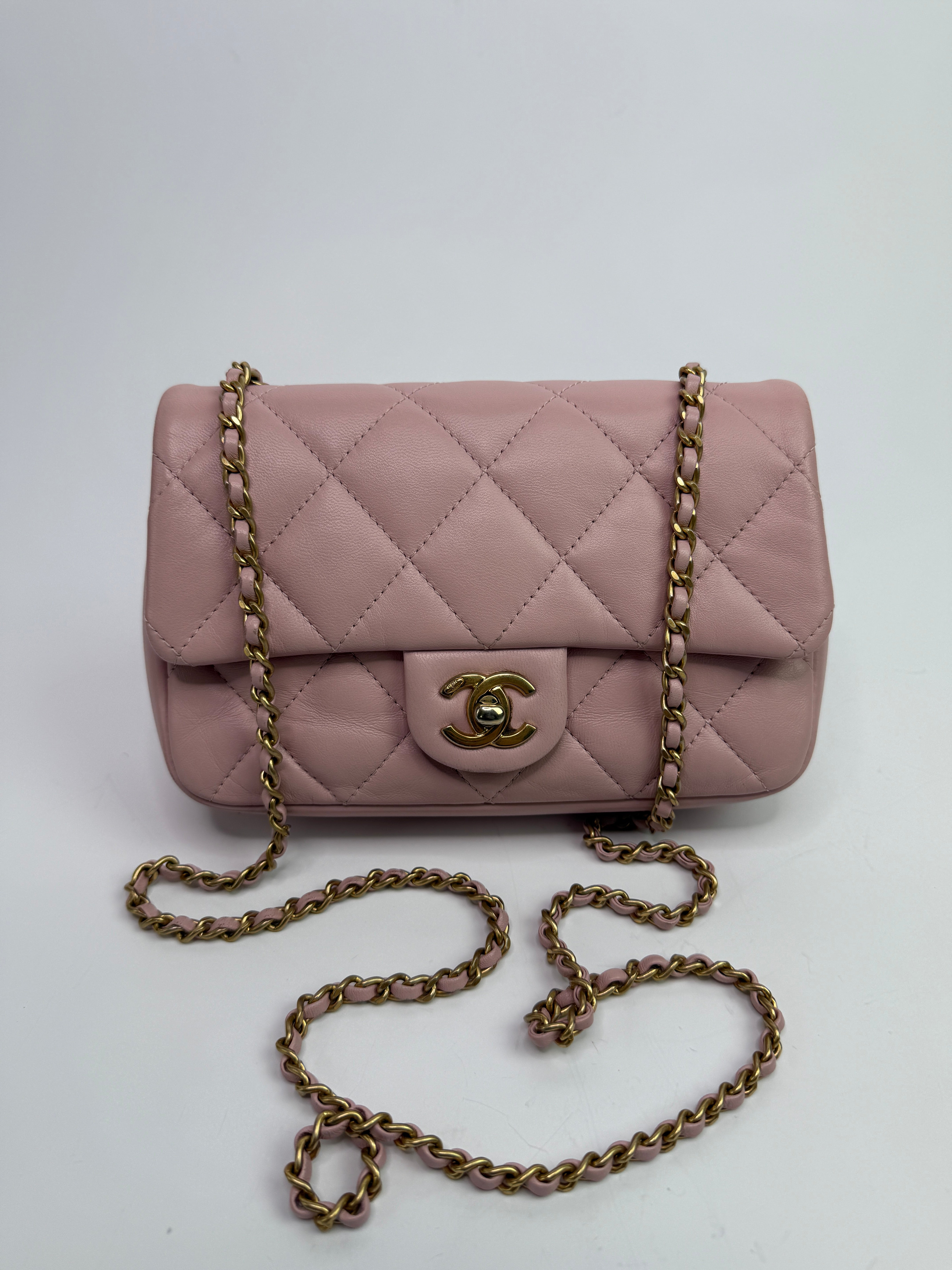 Chanel Mini Heart Charms Flap Antique Gold Hardware
Pre Loved & Authentic