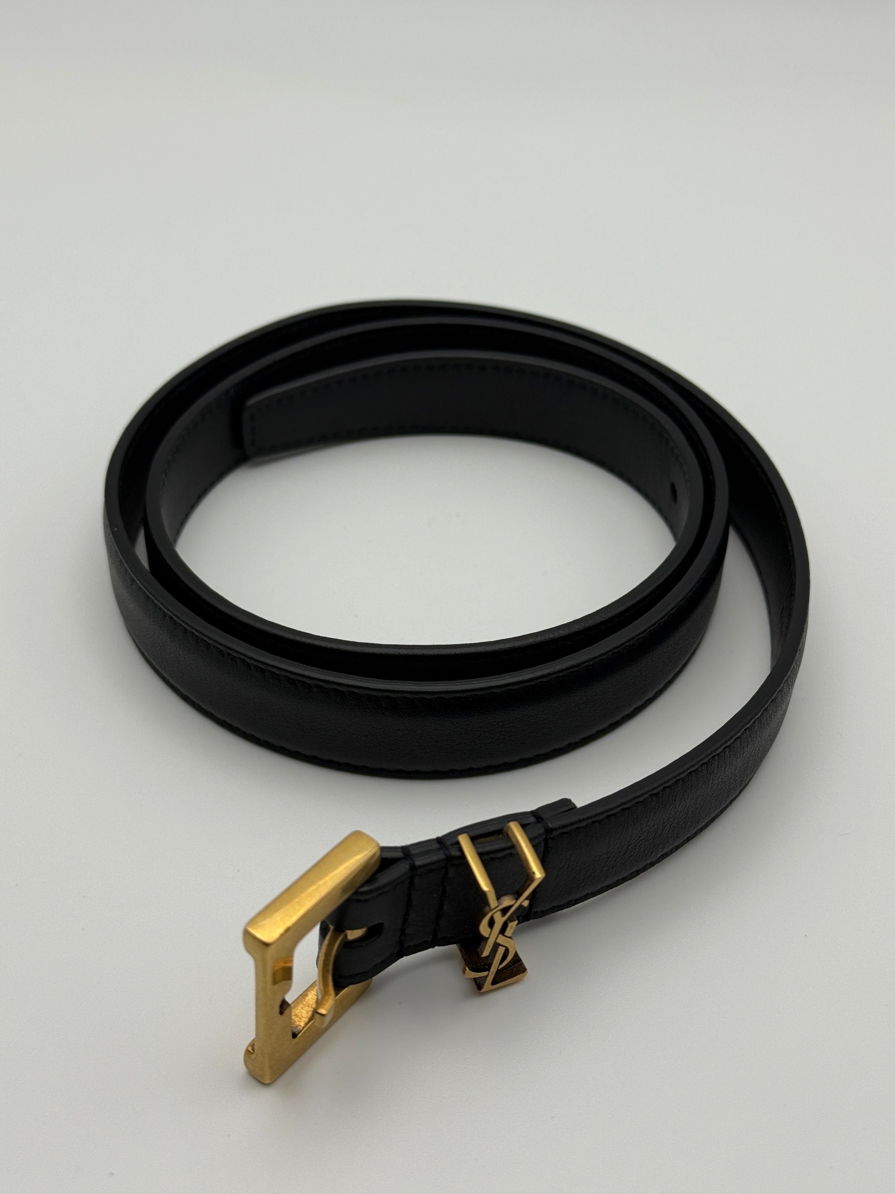 Saint Laurent Cassandre Thin Belt (Size 70)